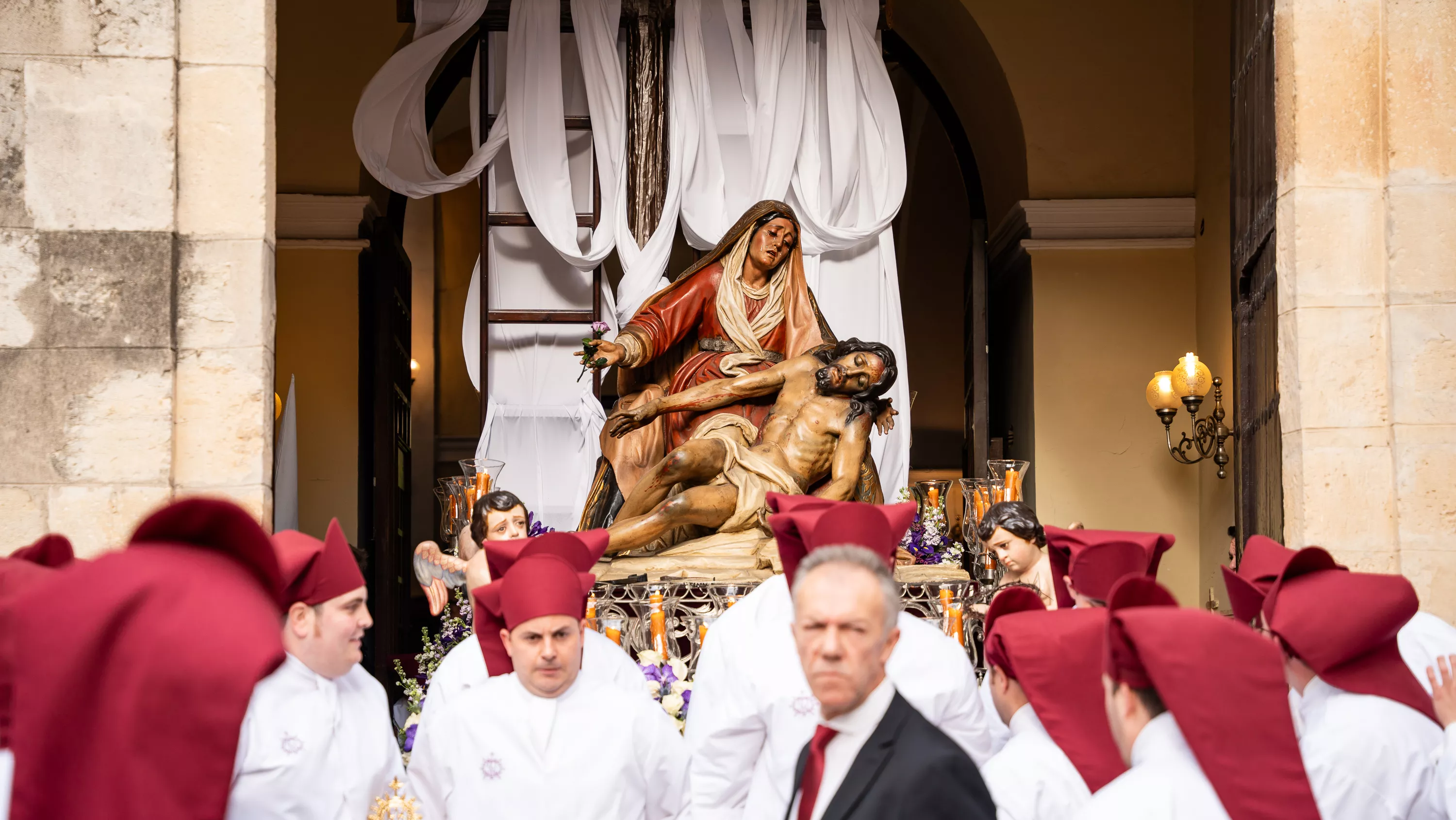 Lunes Santo 2025 Cofradía de Pasión (12) Lunes Santo 2025 Cofradía de Pasión (12)