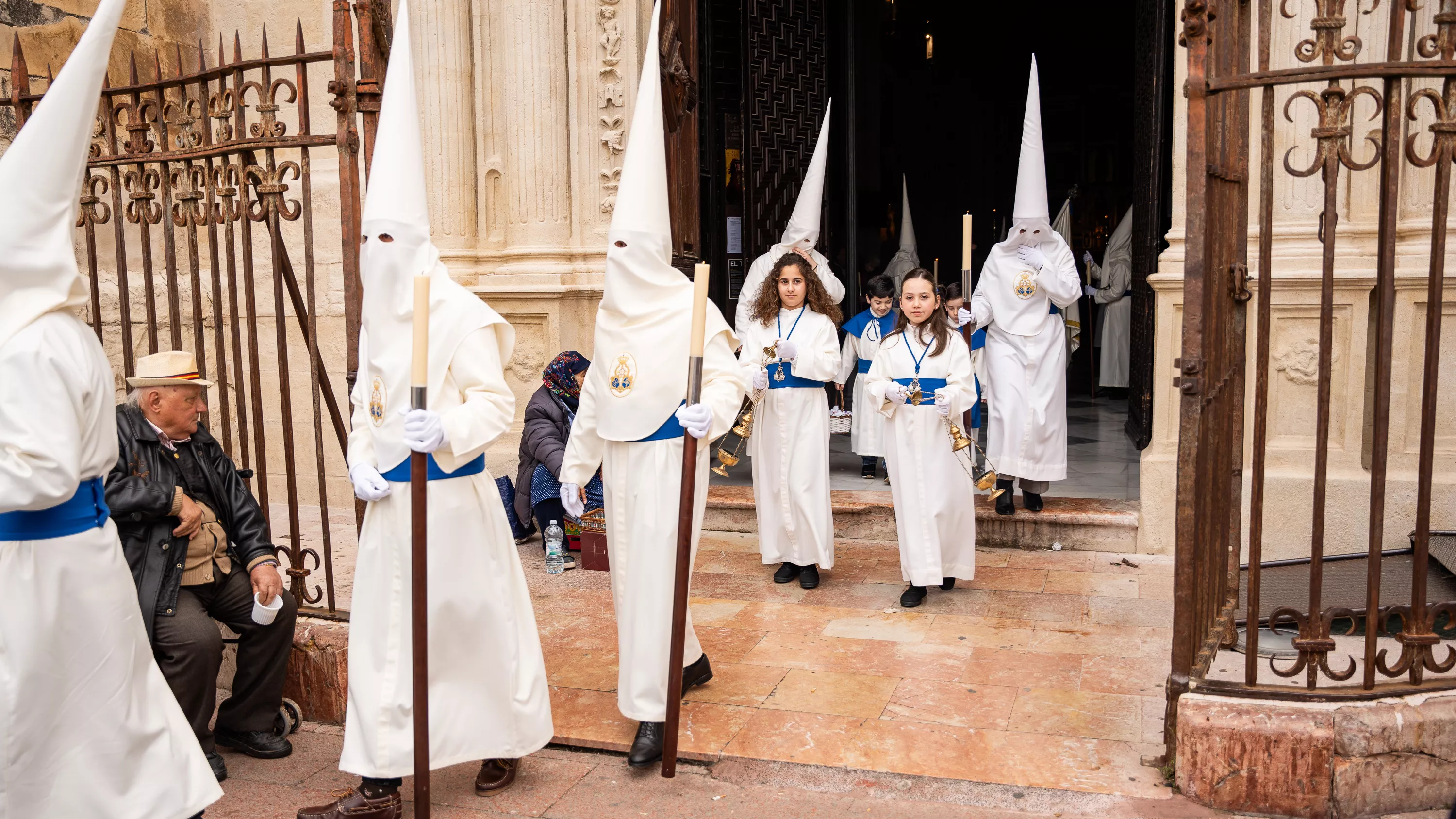 Jueves Santo 2025   Caridad (3)