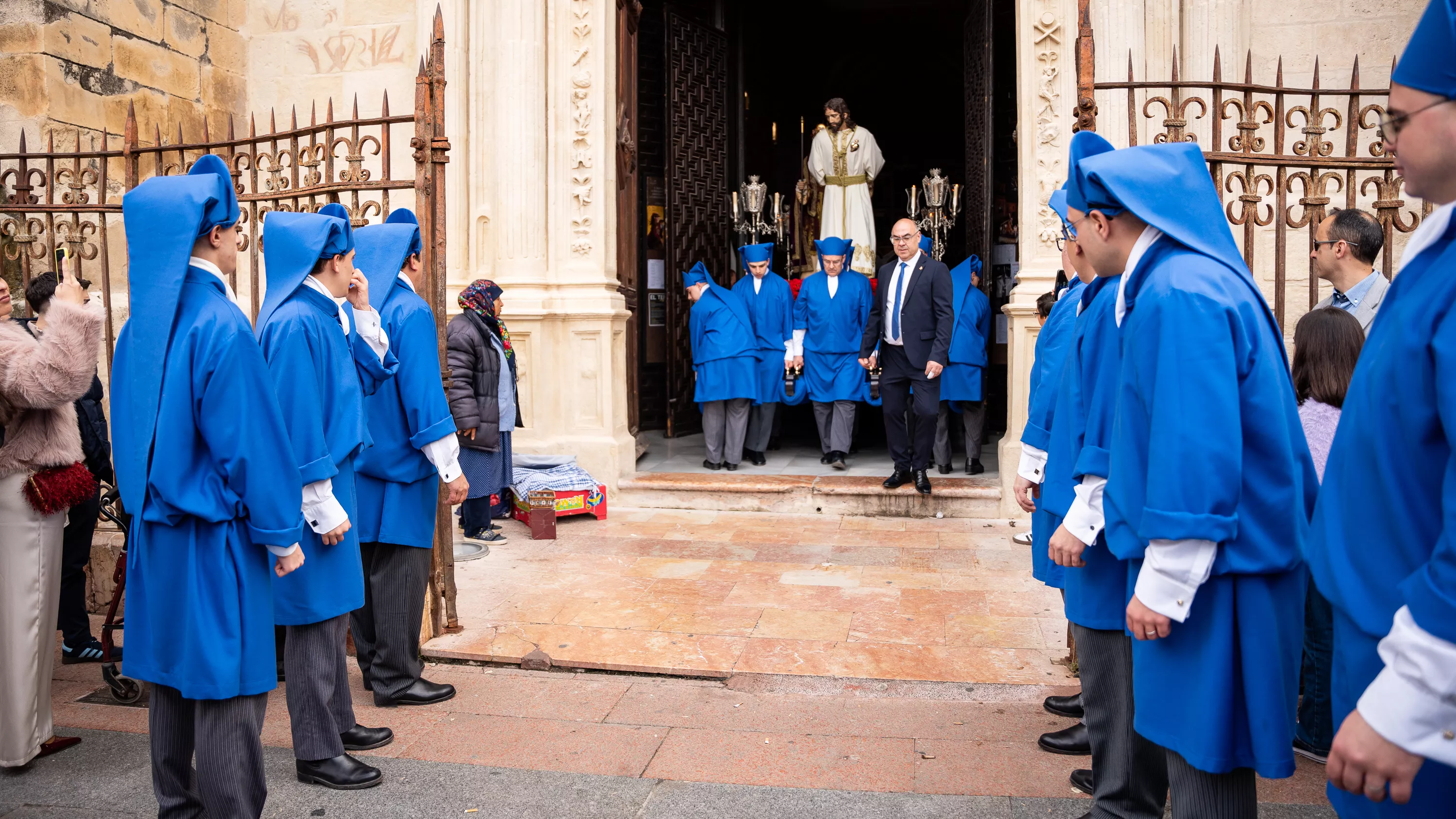 Jueves Santo 2025   Caridad (4)