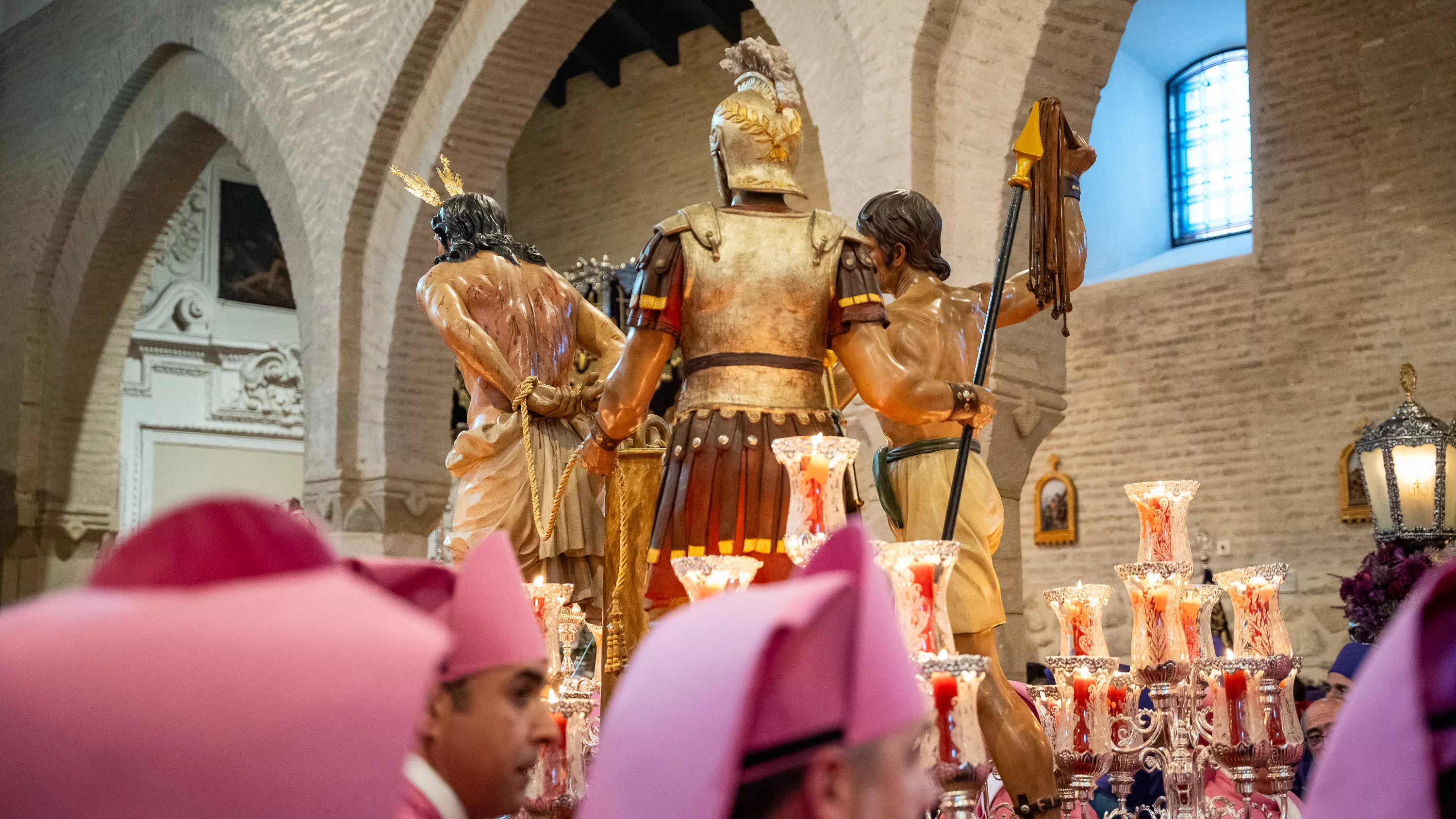 Jueves Santo 2025   Columna (1)