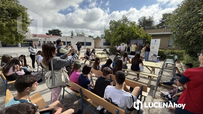 Alumnos del IES Miguel de Cervantes asisten a la presentación de las jornadas Alumnos del IES Miguel de Cervantes asisten a la presentación de las jornadas
