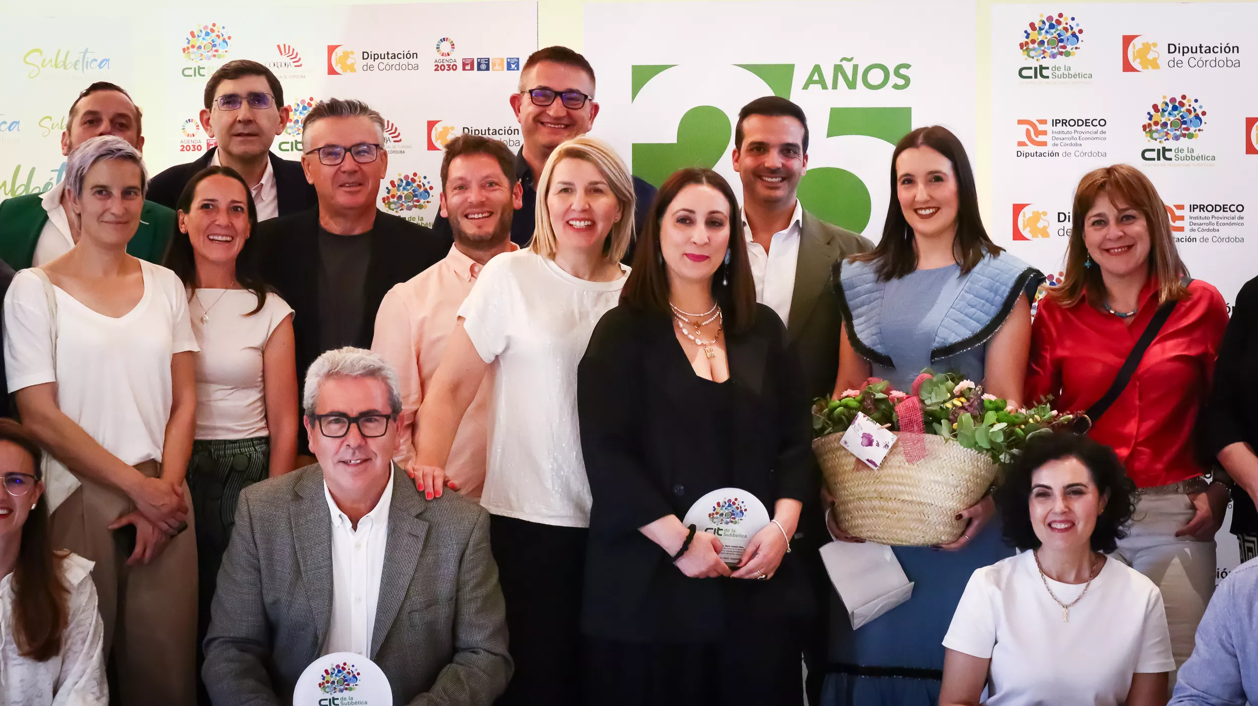 Foto de familia en el 25º Aniversario del CIT de la Subbética