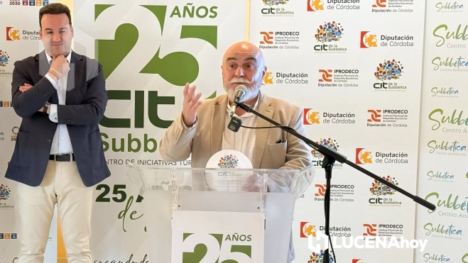 En representación de Salvador Ábalos Guerrero (2006-2013), intervino José Luis Momparler En representación de Salvador Ábalos Guerrero (2006-2013), intervino José Luis Momparler