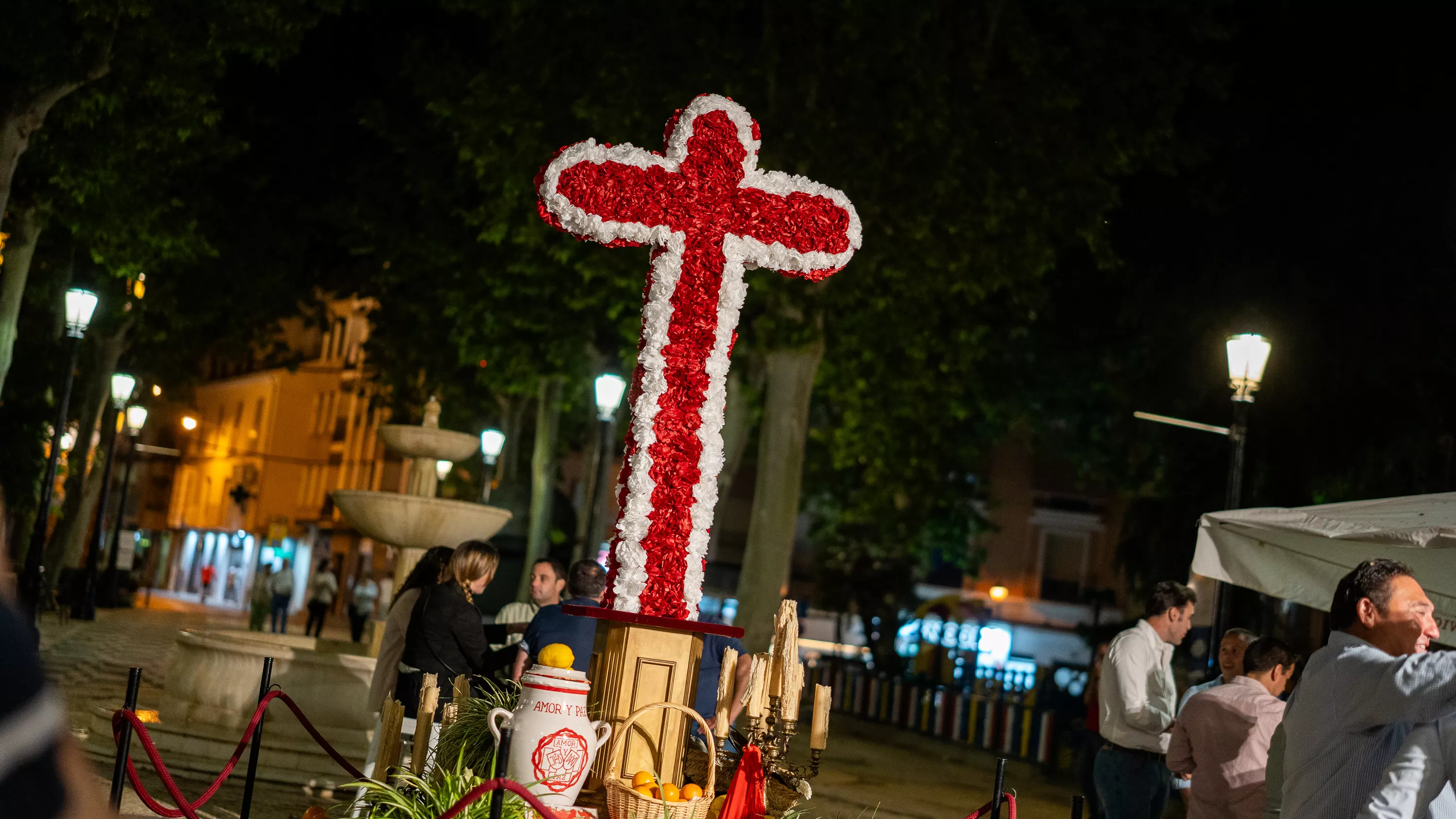 Cruces de Mayo 2025   Amor (2)