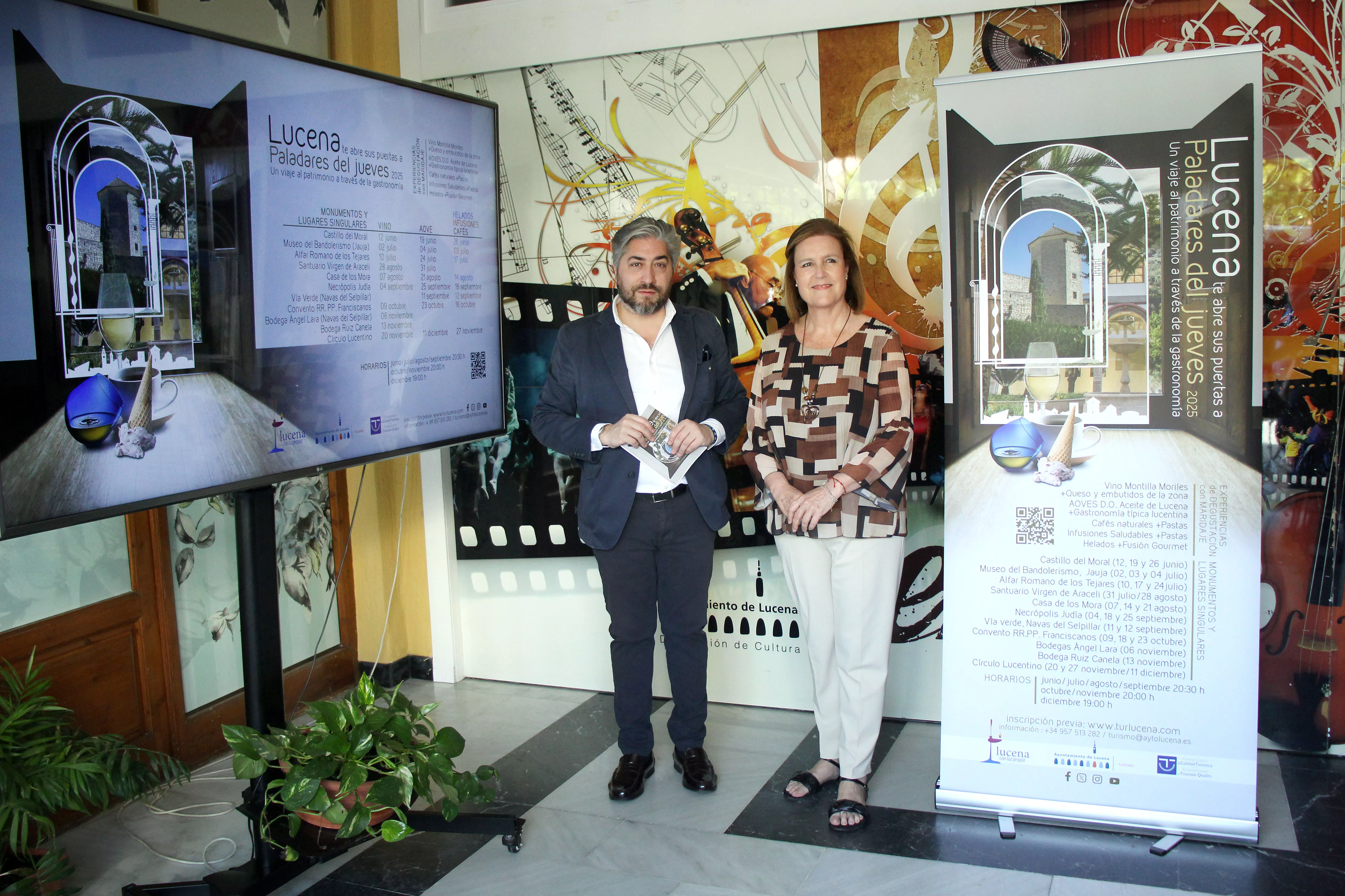 Francisco Barbancho y Emilia Gálvez durante la presentación del ciclo Paladares del Jueves