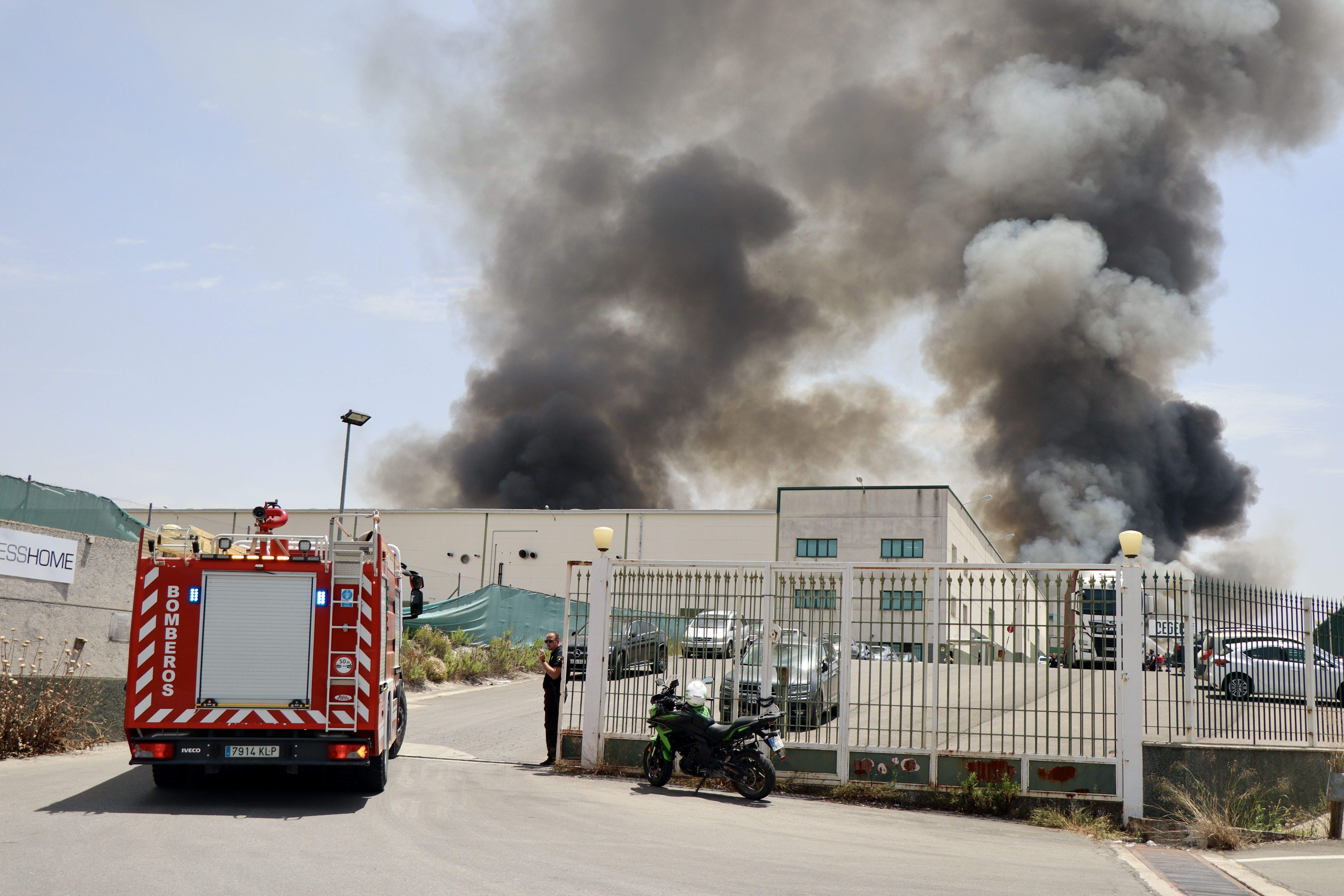 Incendio CEGECO en Lucena Incendio CEGECO en Lucena