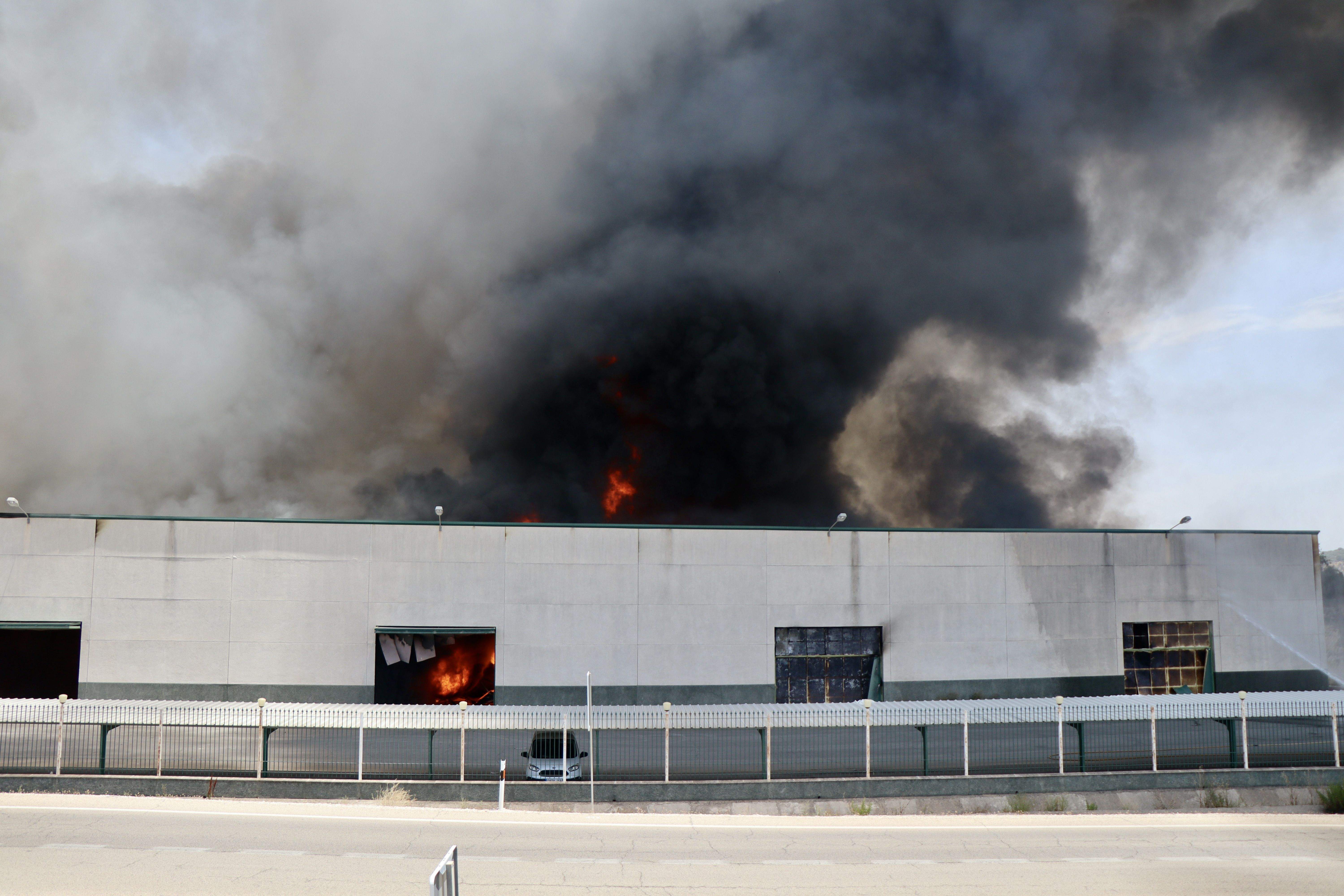 Incendio CEGECO en Lucena Incendio CEGECO en Lucena
