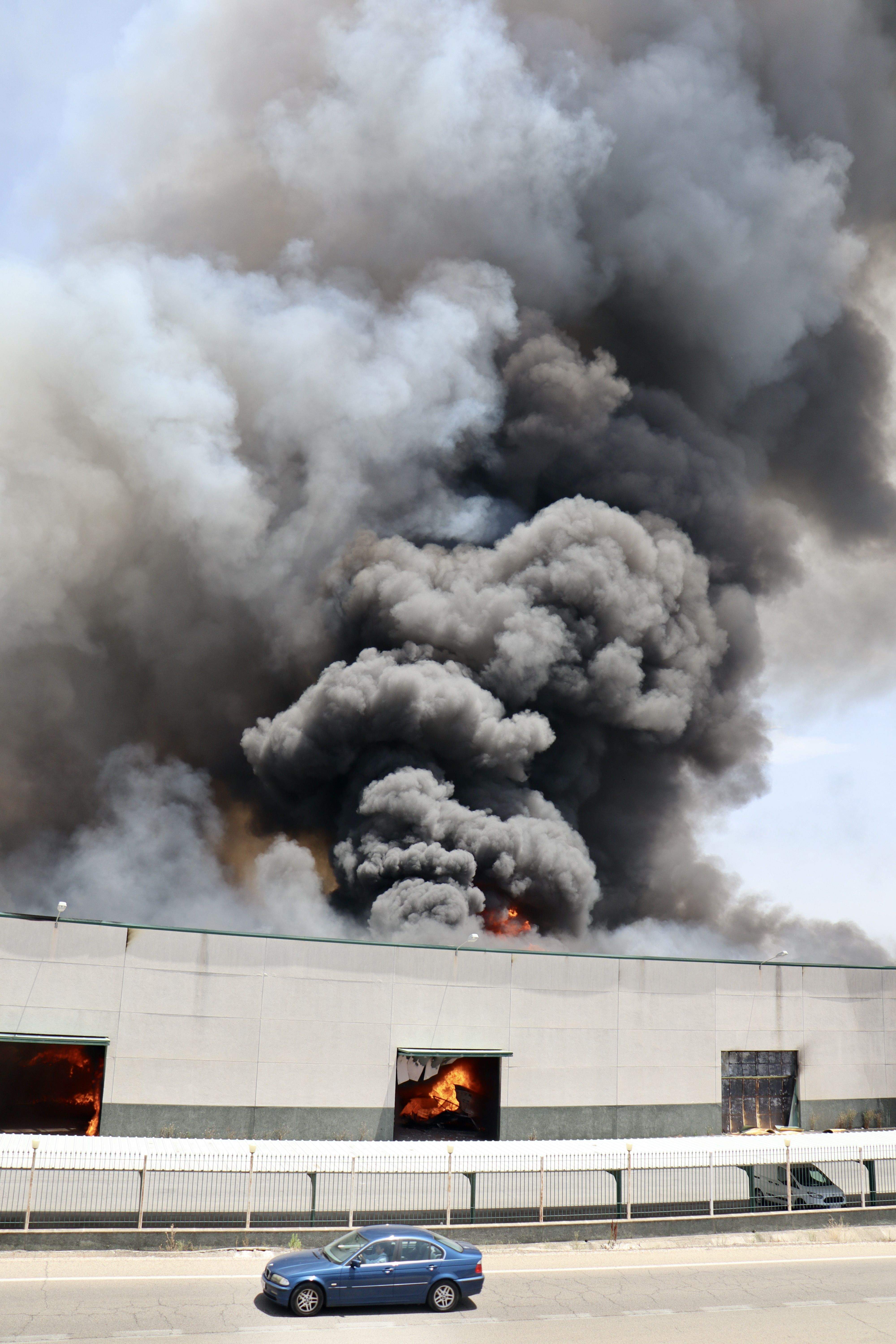 Incendio CEGECO en Lucena Incendio CEGECO en Lucena