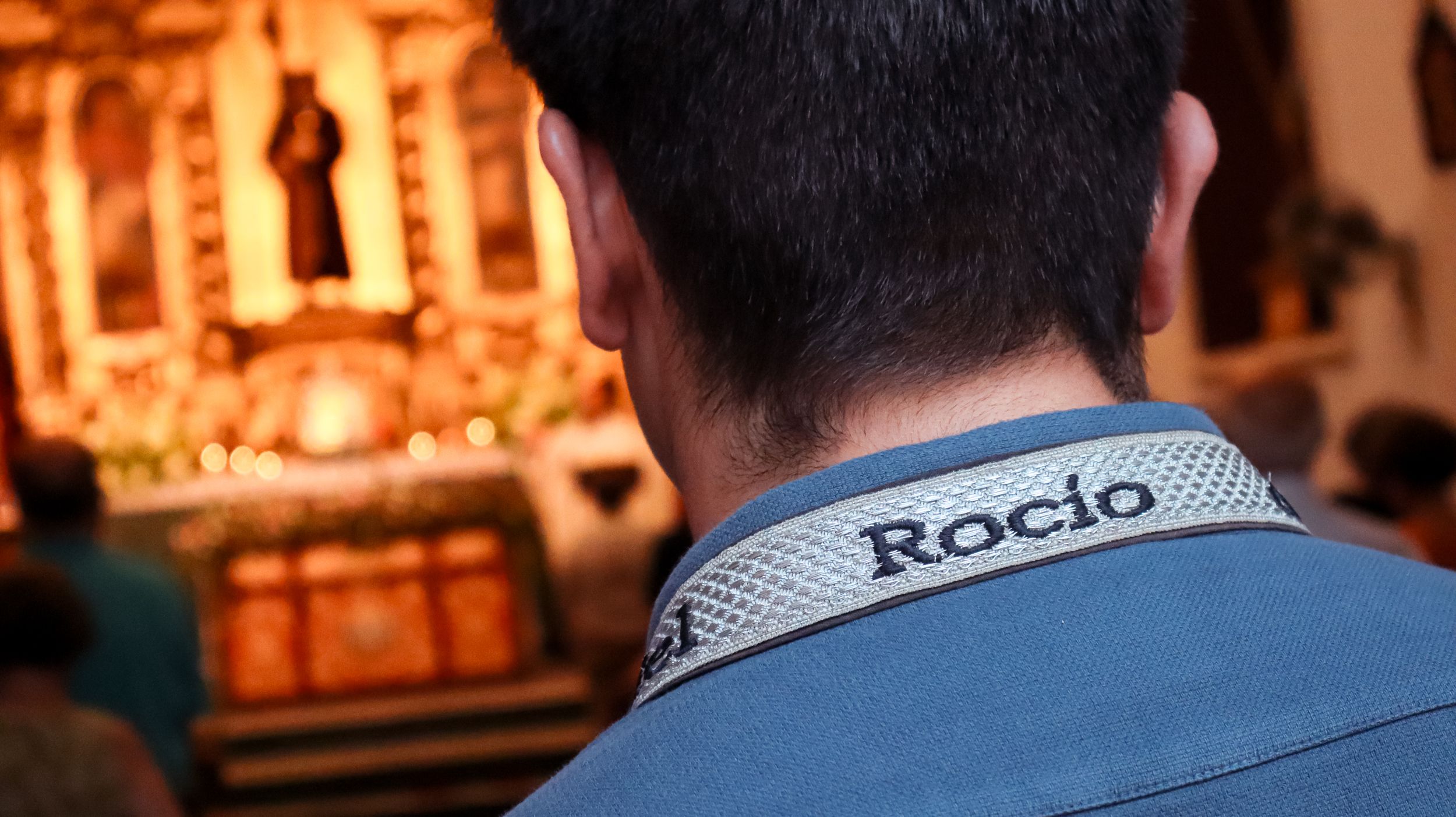 Simpecado de la Hermandad del Rocío de Lucena 01 Simpecado de la Hermandad del Rocío de Lucena 01