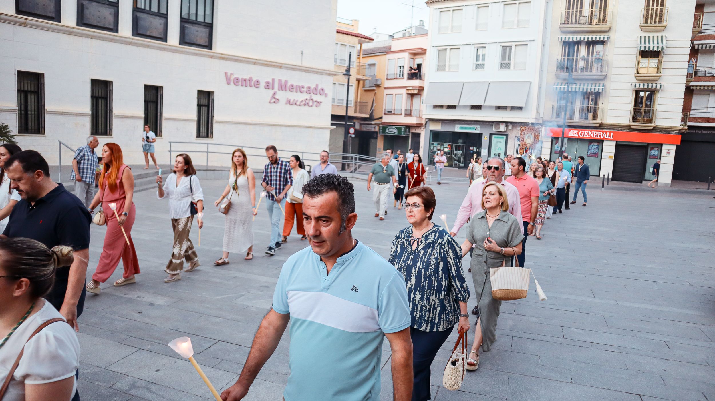 Simpecado de la Hermandad del Rocío de Lucena 10 Simpecado de la Hermandad del Rocío de Lucena 10