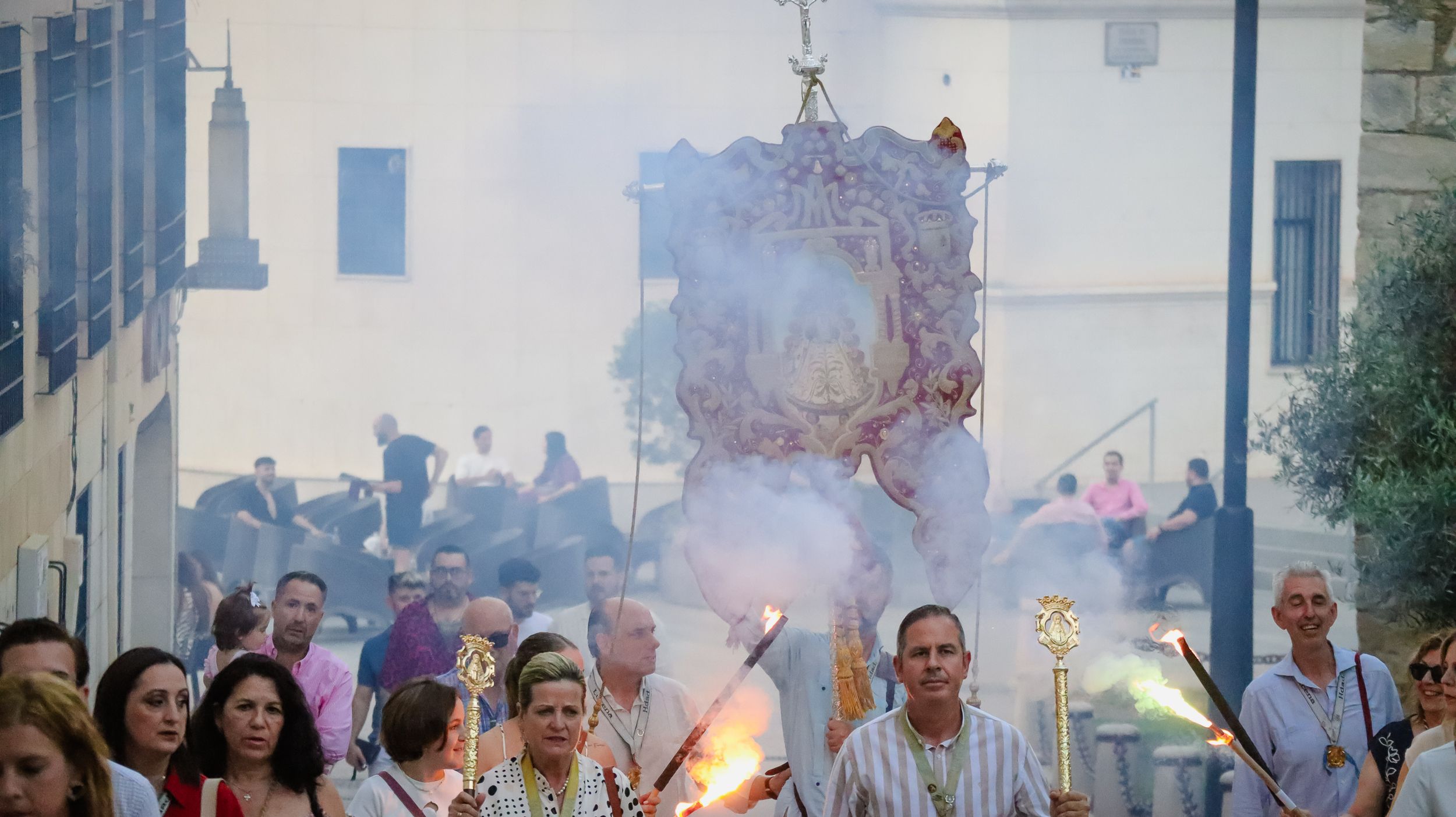 Simpecado de la Hermandad del Rocío de Lucena 13 Simpecado de la Hermandad del Rocío de Lucena 13