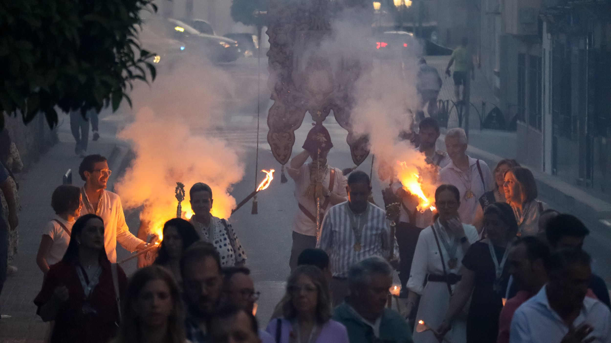 Simpecado de la Hermandad del Rocío de Lucena 34 Simpecado de la Hermandad del Rocío de Lucena 34