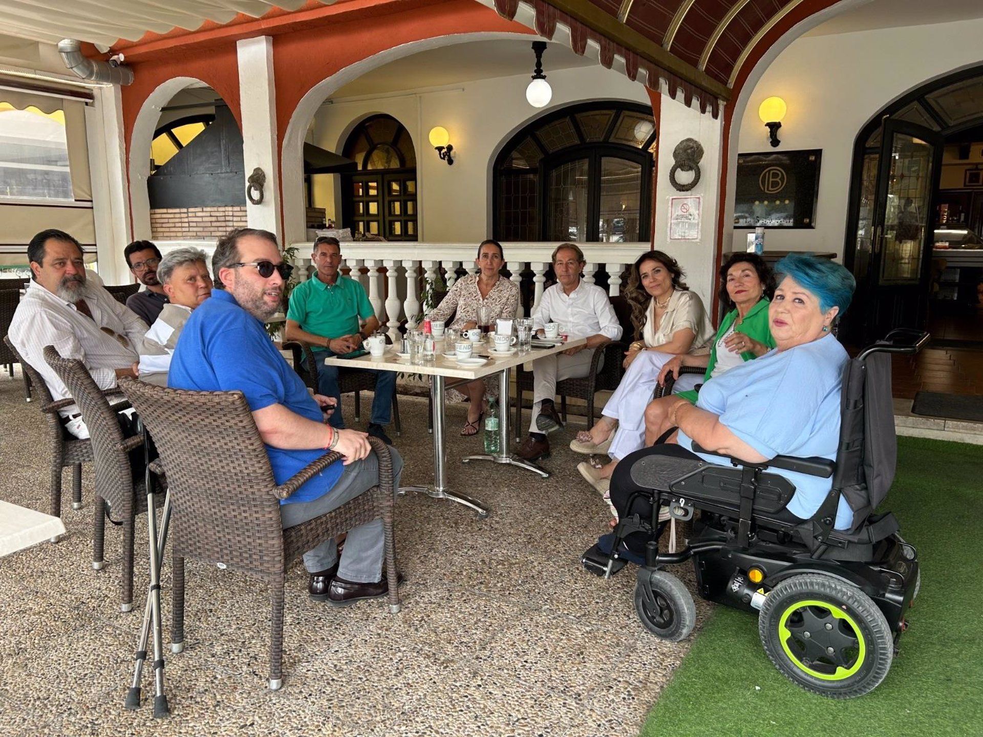 Reunión de lo representantes de Vox en el partido judicial de Lucena 