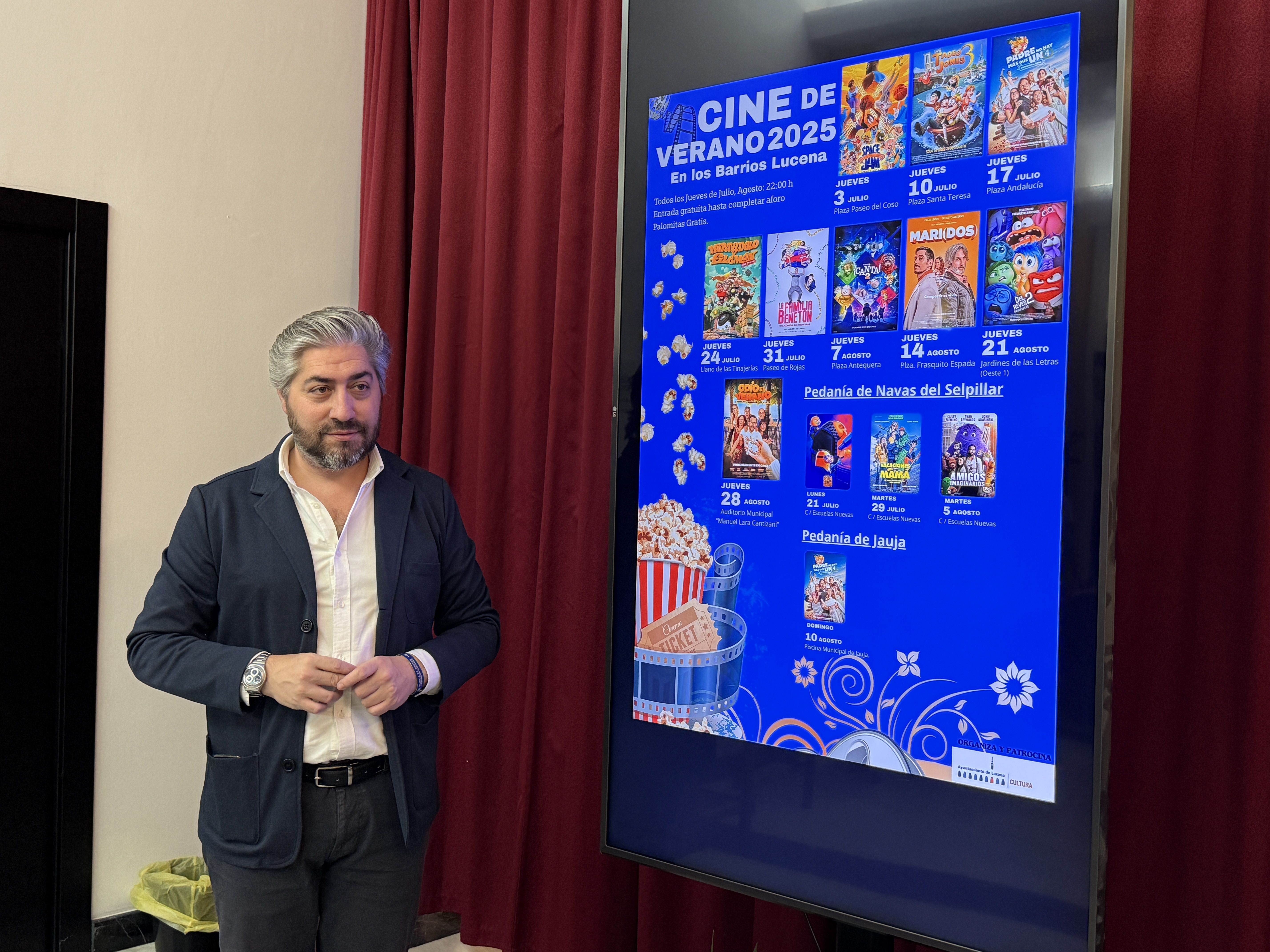 El concejal de Cultura, Francisco Barbancho, presenta la programación del ‘Cine de Verano en los Barrios’