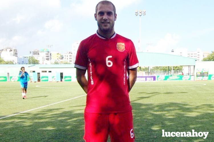  Antonio Calzado, con la camiseta del United Victory. 