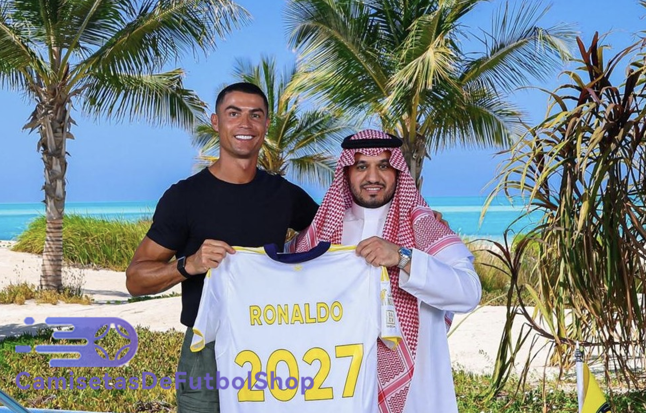 Cristiano Ronaldo tras la firma del acuerdo