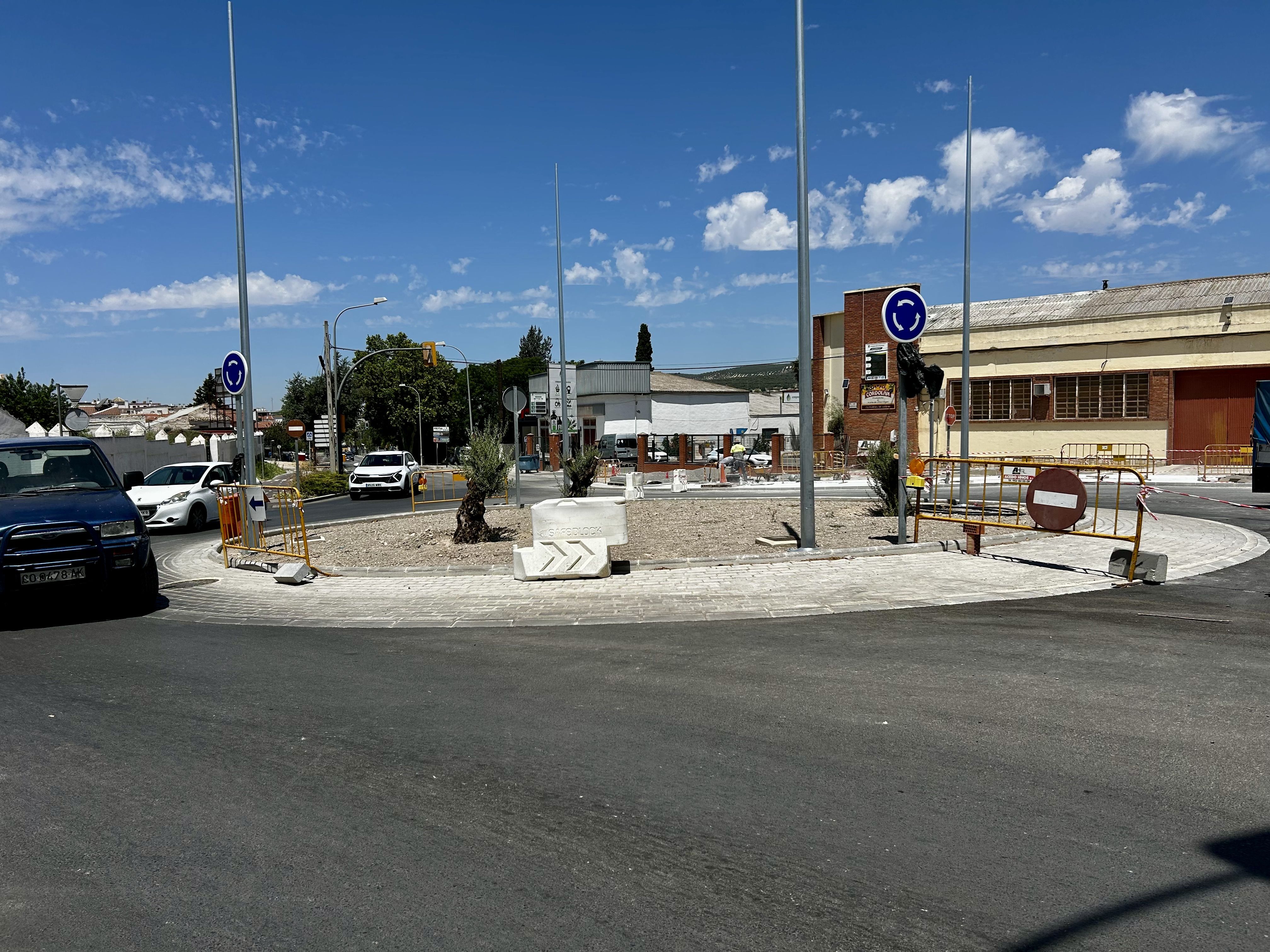 Nueva rotonda de la Avenida de la Infancia
