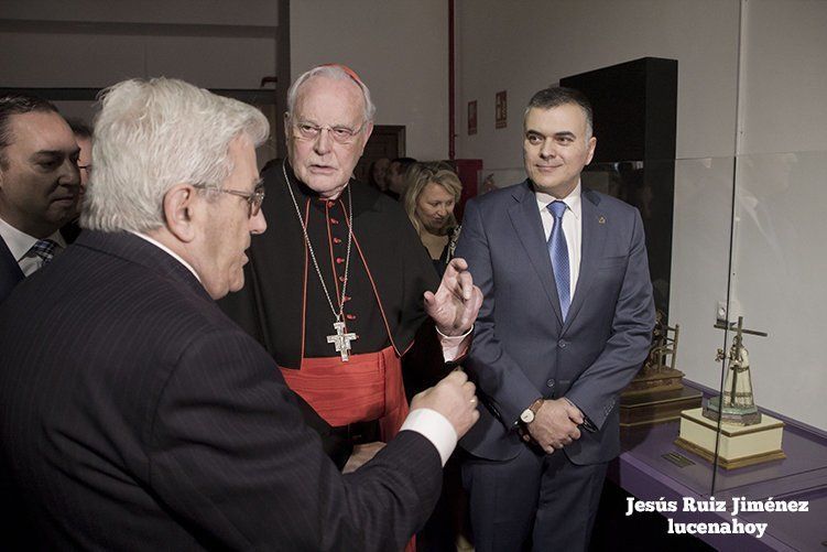 Las imágenes de la inauguración de la exposición sobre la santería en San Pedro Mártir