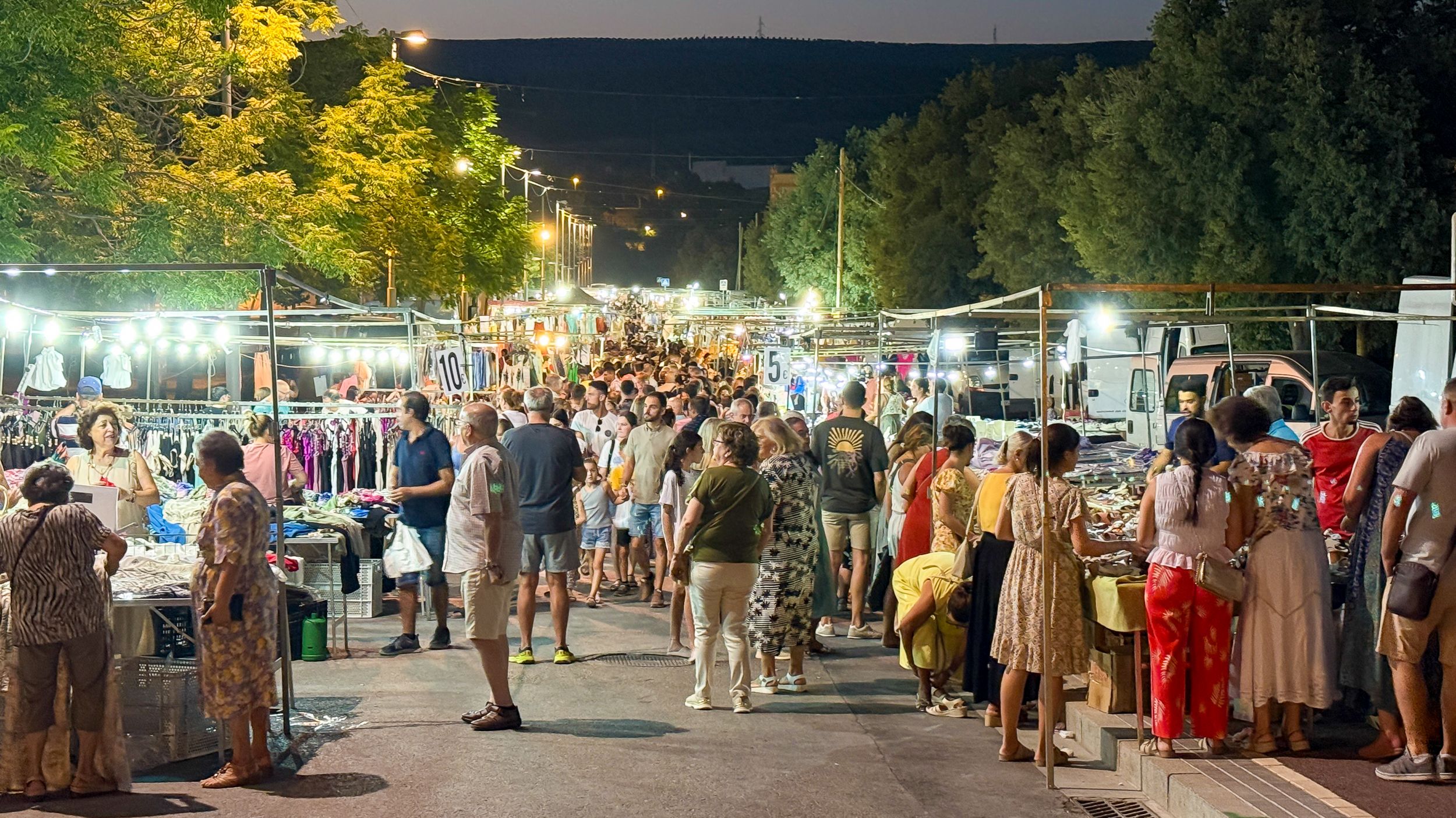 Mercadillo Nocturno Lucena 2025 01 2