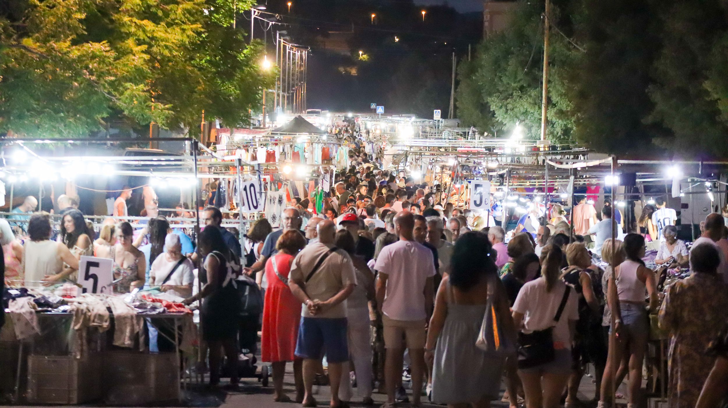 Mercadillo Nocturno Lucena 2025 04