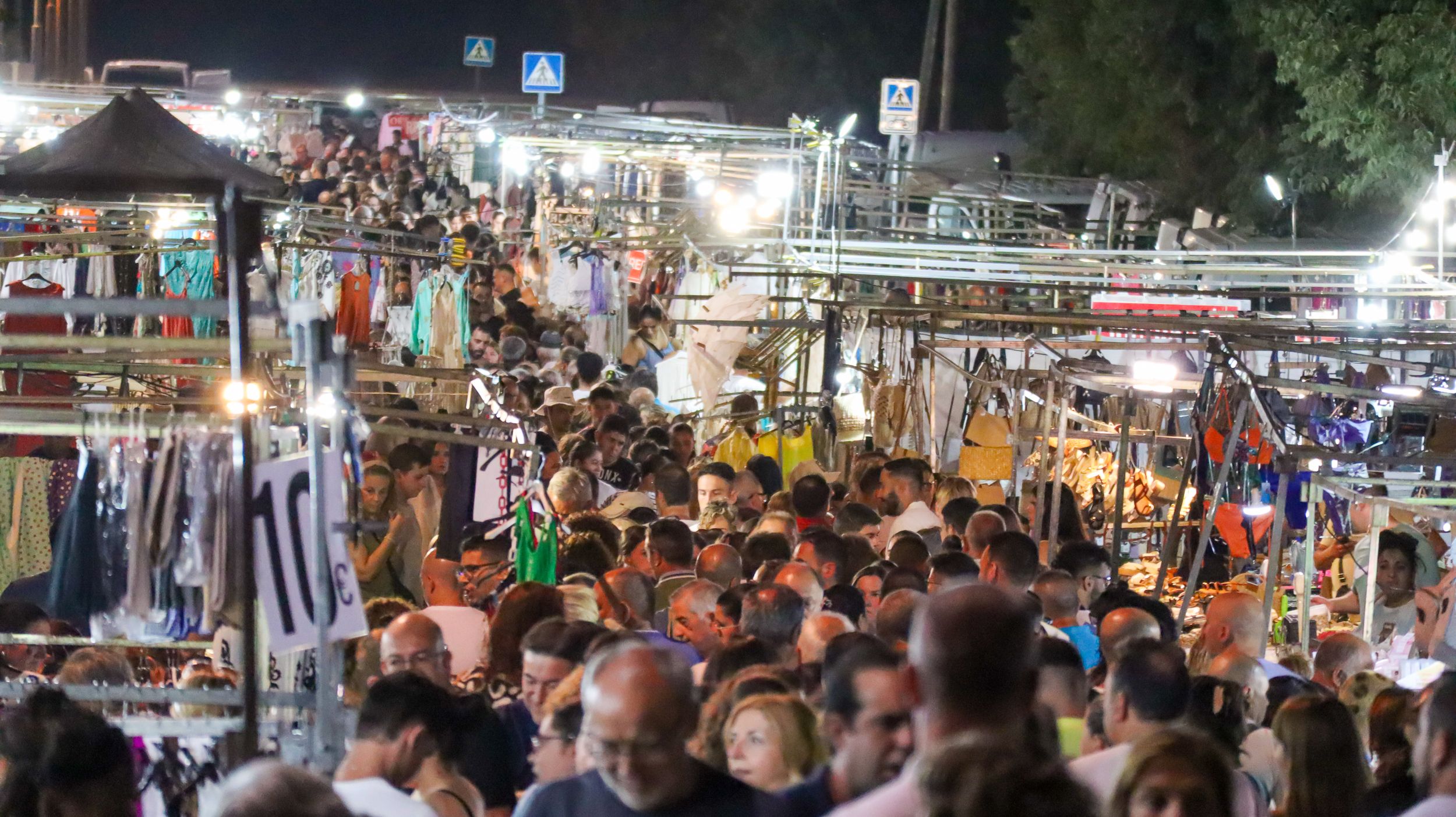 Mercadillo Nocturno Lucena 2025 05