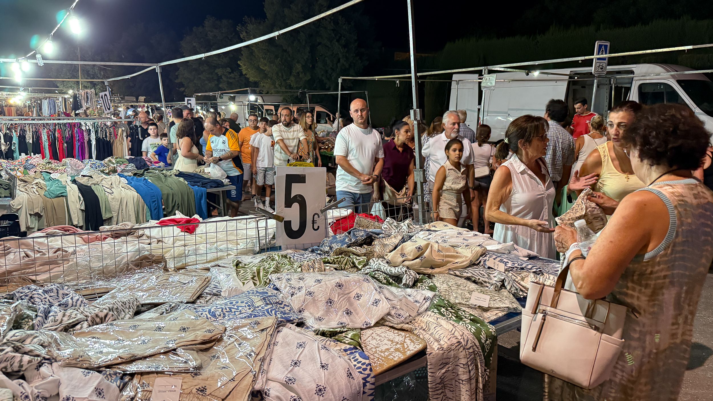 Mercadillo Nocturno Lucena 2025 18 2