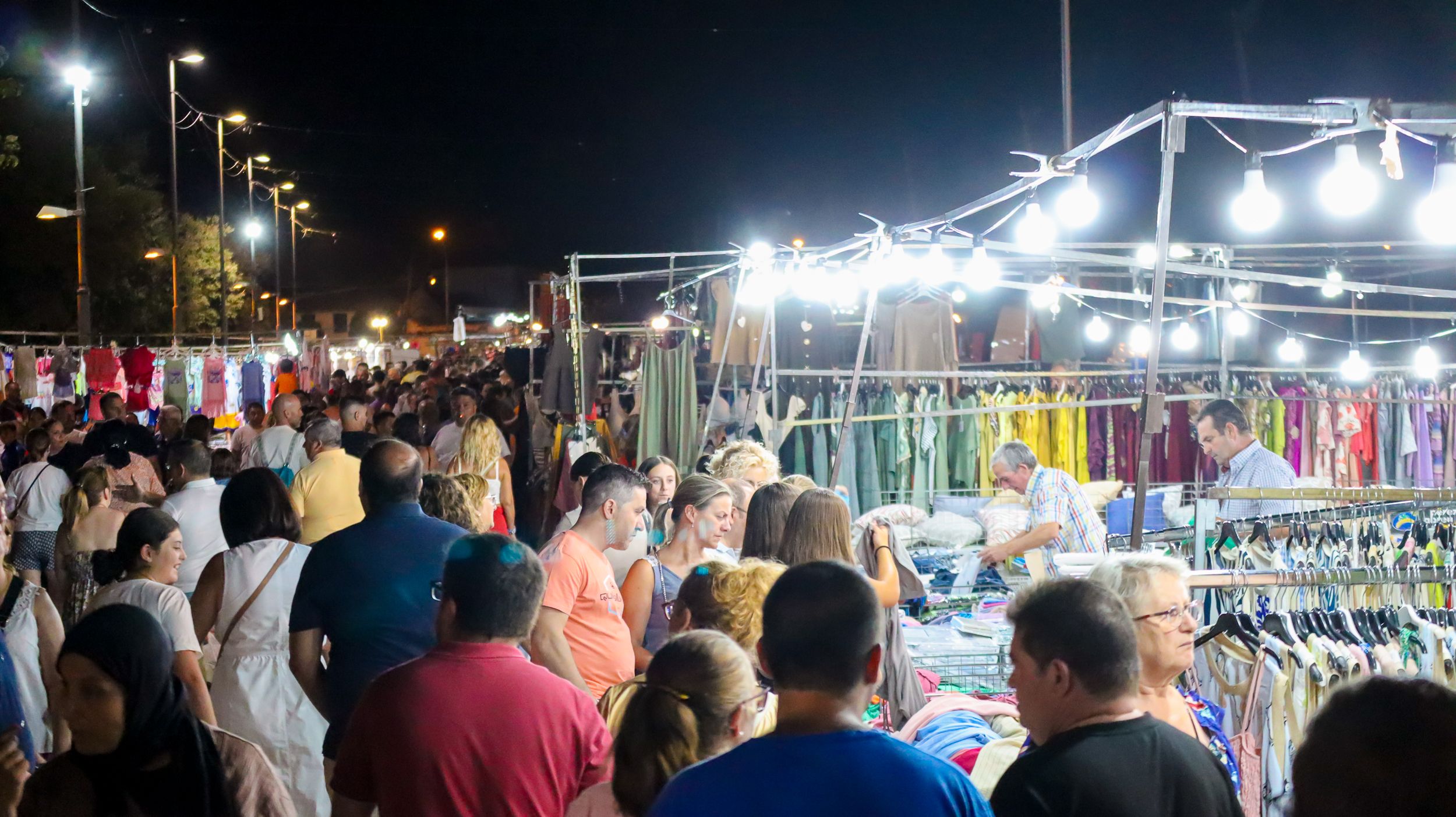 Mercadillo Nocturno Lucena 2025 33