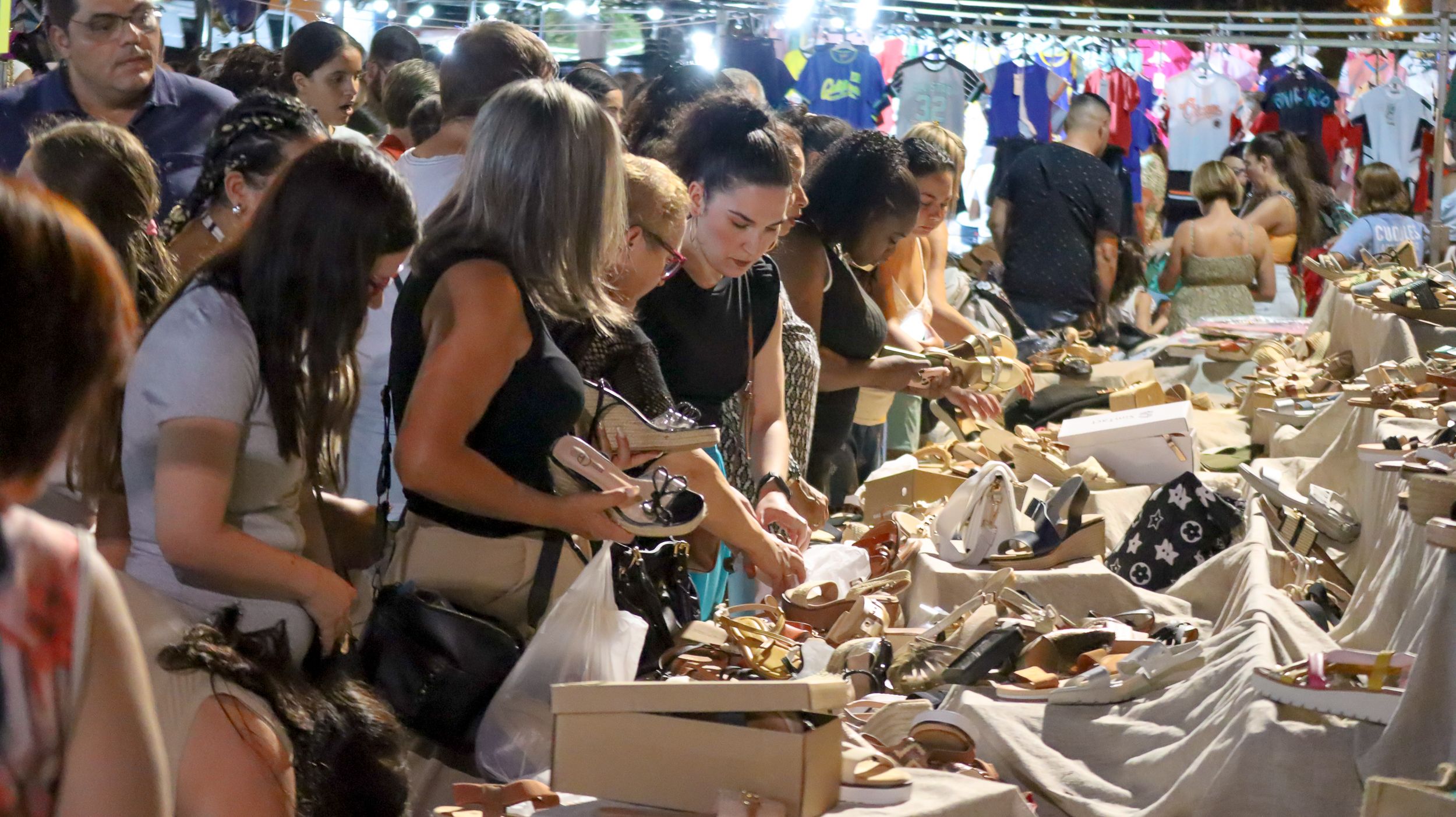 Mercadillo Nocturno Lucena 2025 37