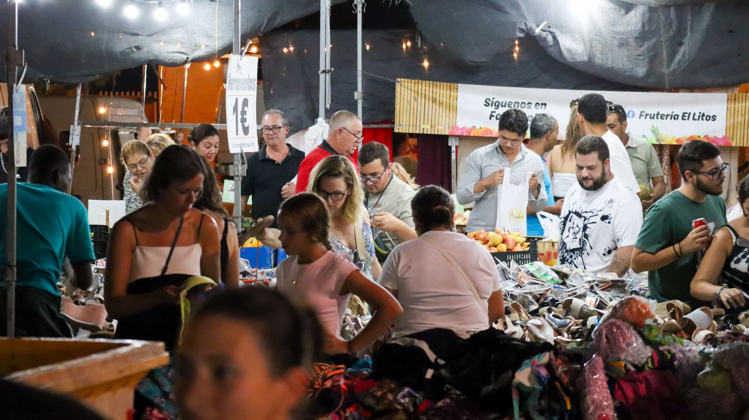 Mercadillo Nocturno Lucena 2025 39