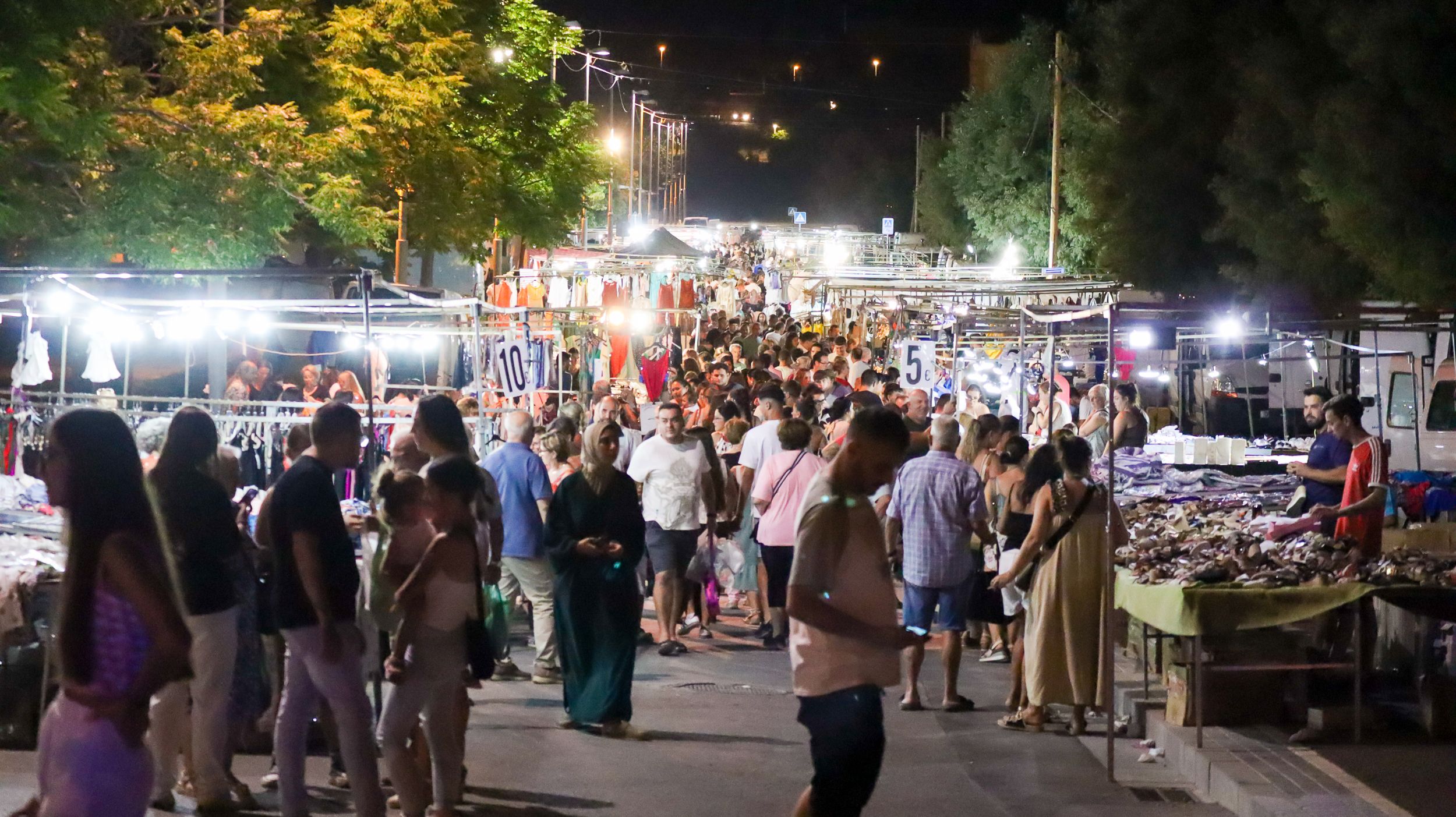 Mercadillo Nocturno Lucena 2025 45