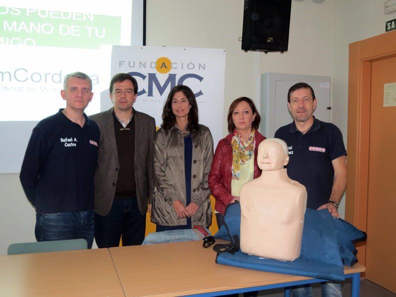 Galería: Taller práctico sobre primeros auxilios en el IES Sierra de Aras