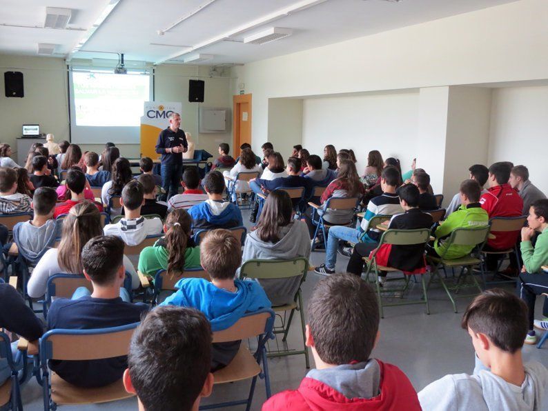 Galería: Taller práctico sobre primeros auxilios en el IES Sierra de Aras