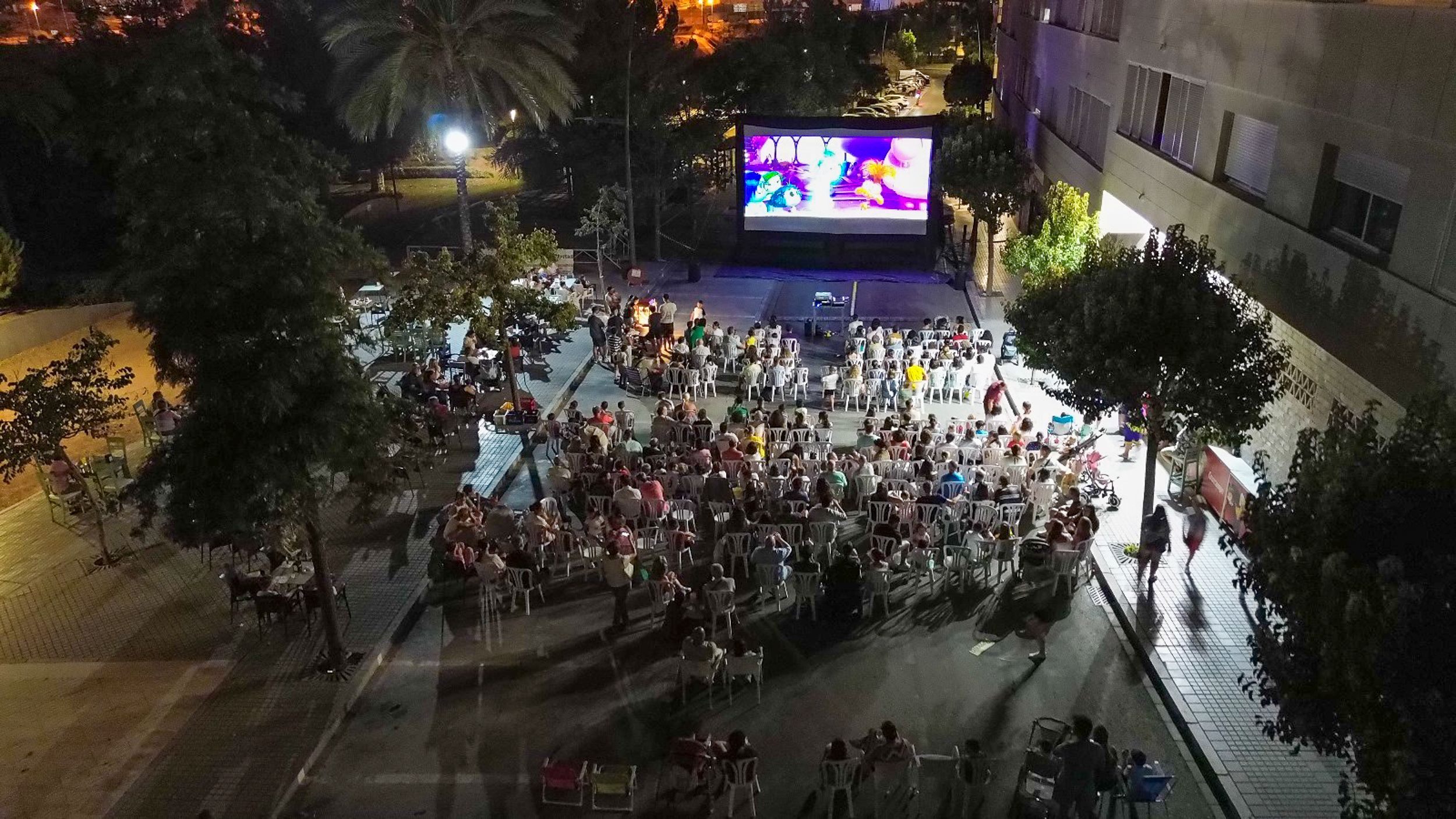 Cine de Verano en Dehesa de la Villa 28