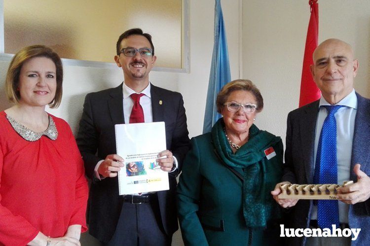  Emilia Gálvez, Manuel Lara, Teresa Ruiz-Canela y Federico Palomera. 