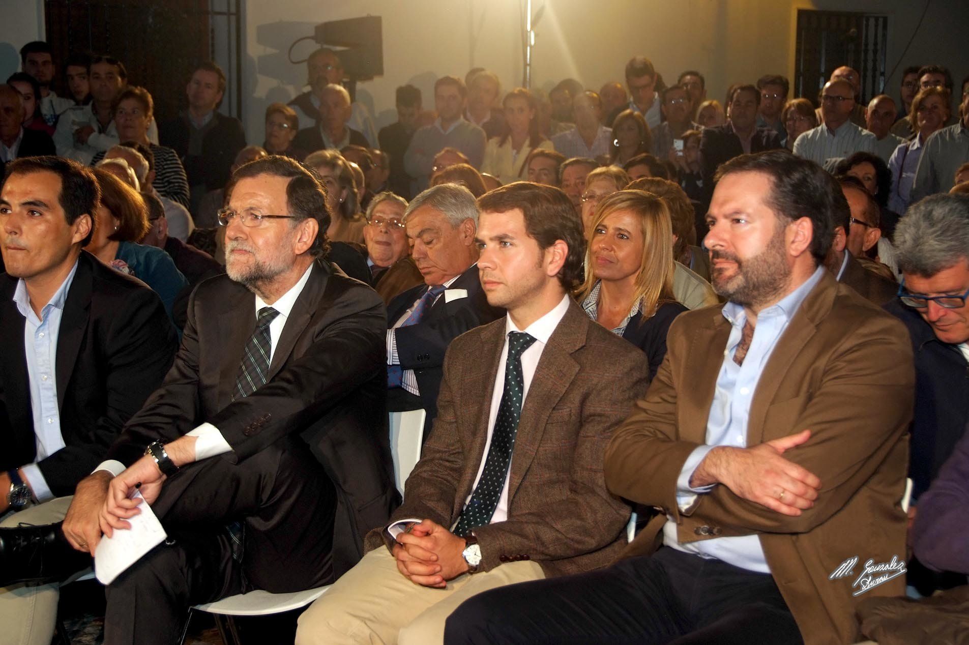 Galería: Rajoy, paseo y mitin de precampaña en Cabra. Fotos de Manuel González Durán