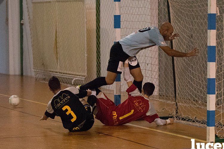 Galería: Llegó la primera victoria: Lucena Futsal 2-1 Malpartida, por Sergio Rodríguez