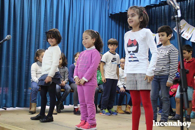 Galería: El colegio Antonio Machado inaugura su salón de usos múltiples con mucha poesía