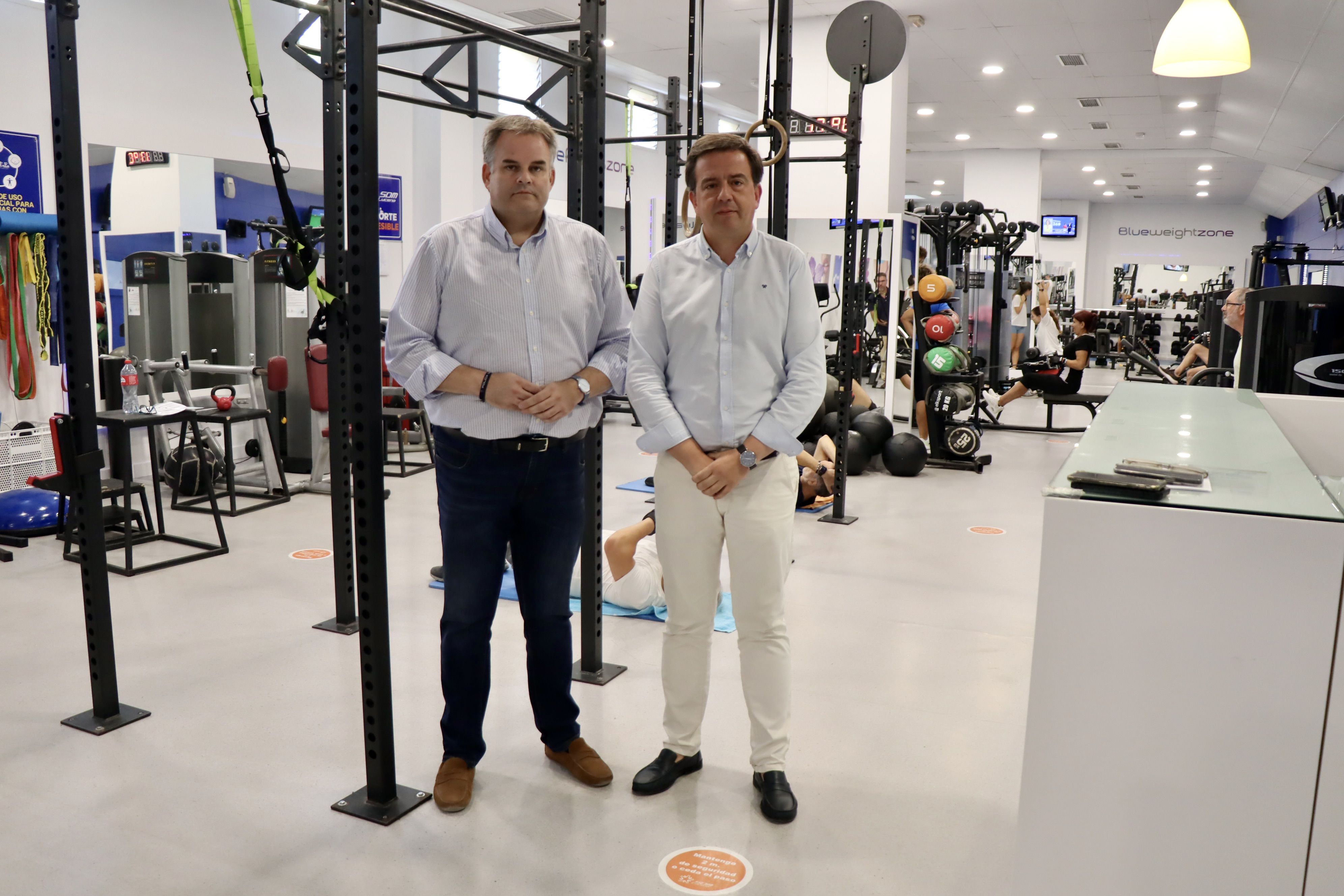 Aurelio Fernández y Ángel Novillo durante la presentación del nuevo material