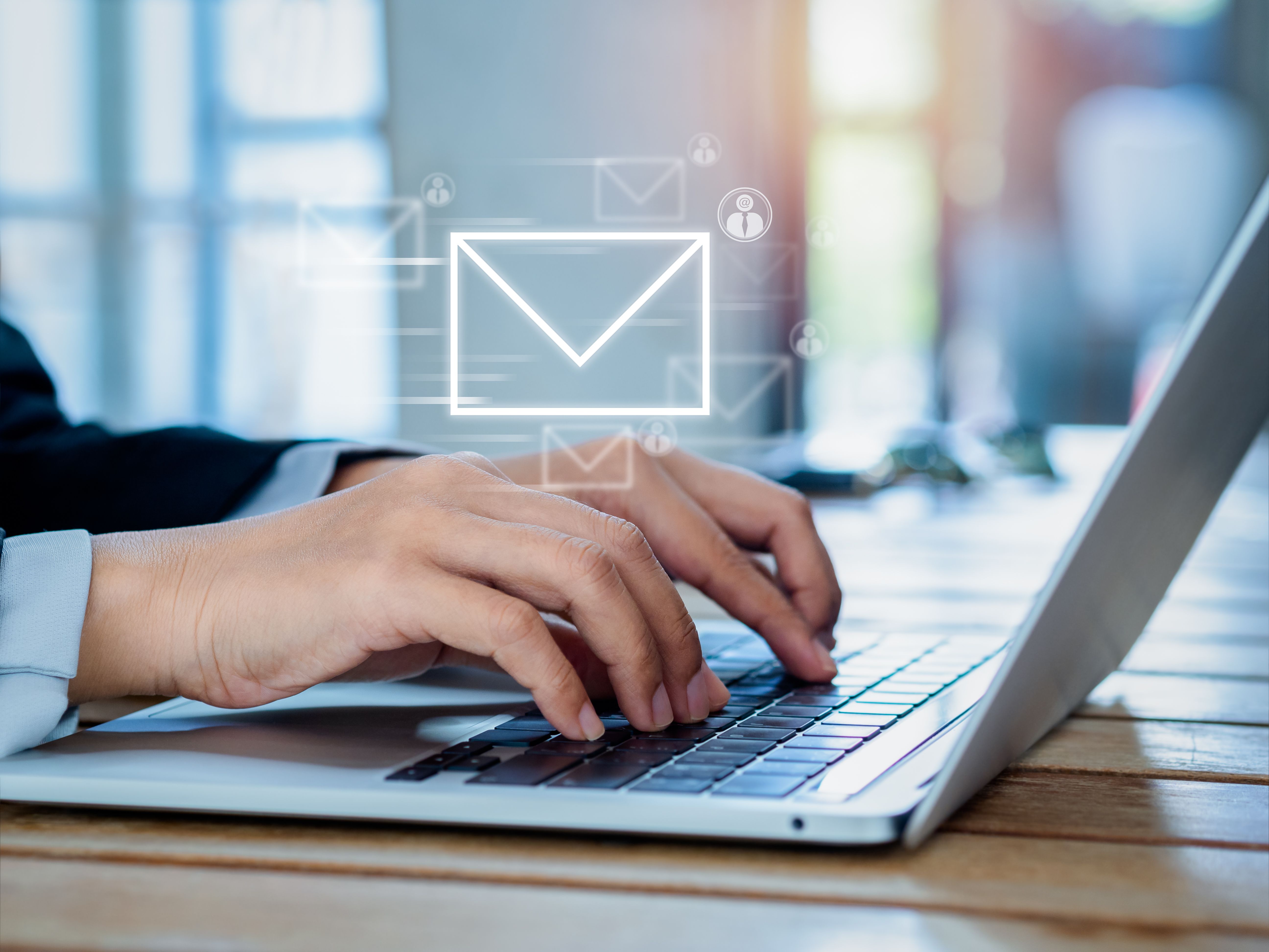Envio de correo electrónico. Foto: Freepik Envio de correo electrónico. Foto: Freepik