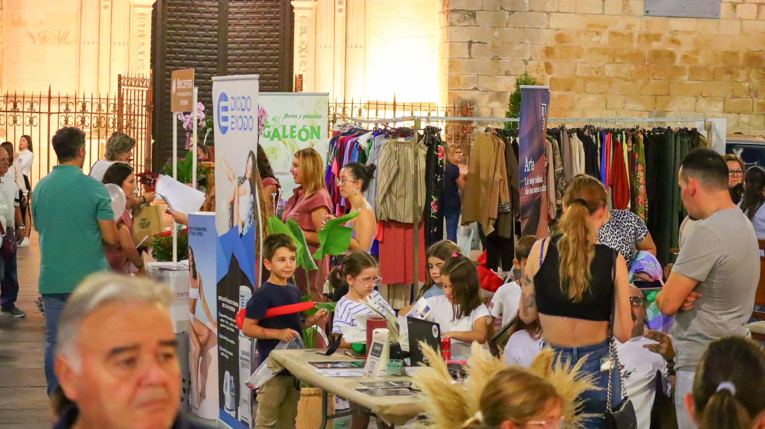 Street Market Lucena 19