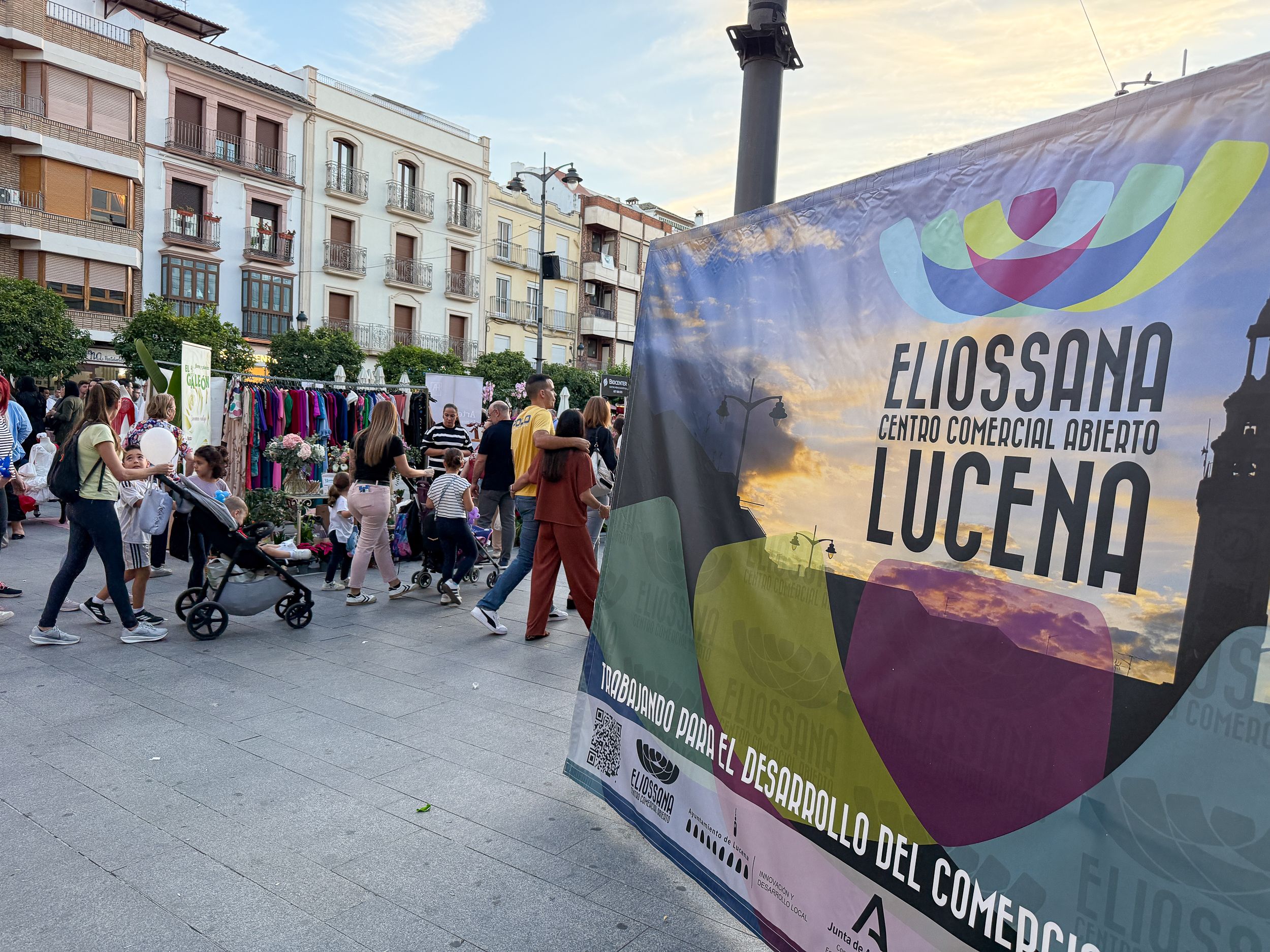 Street Market Lucena 01