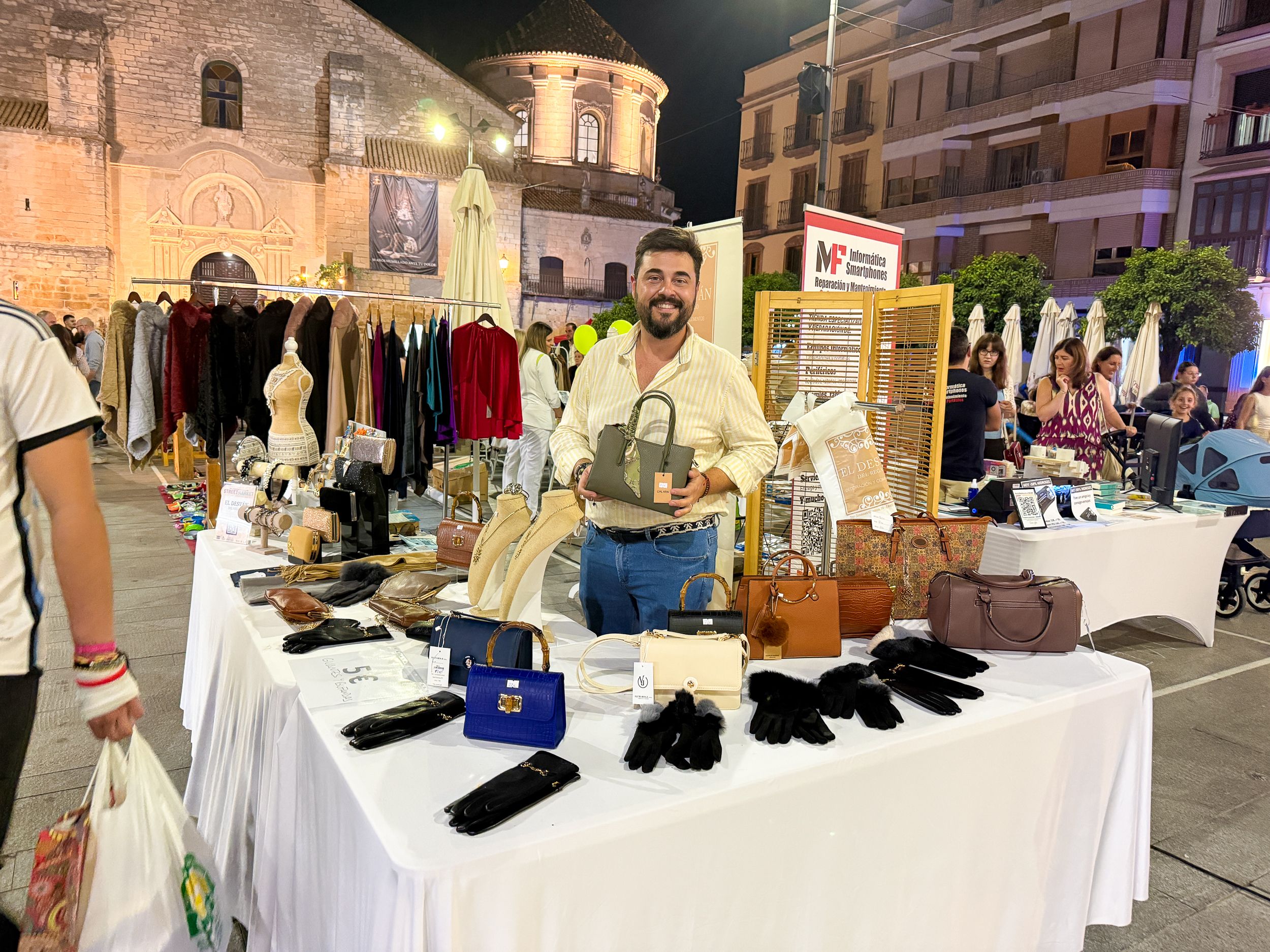Street Market Lucena 17