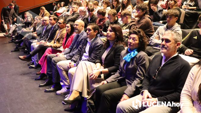 Autoridades y ponentes en estas jornadas Autoridades y ponentes en estas jornadas