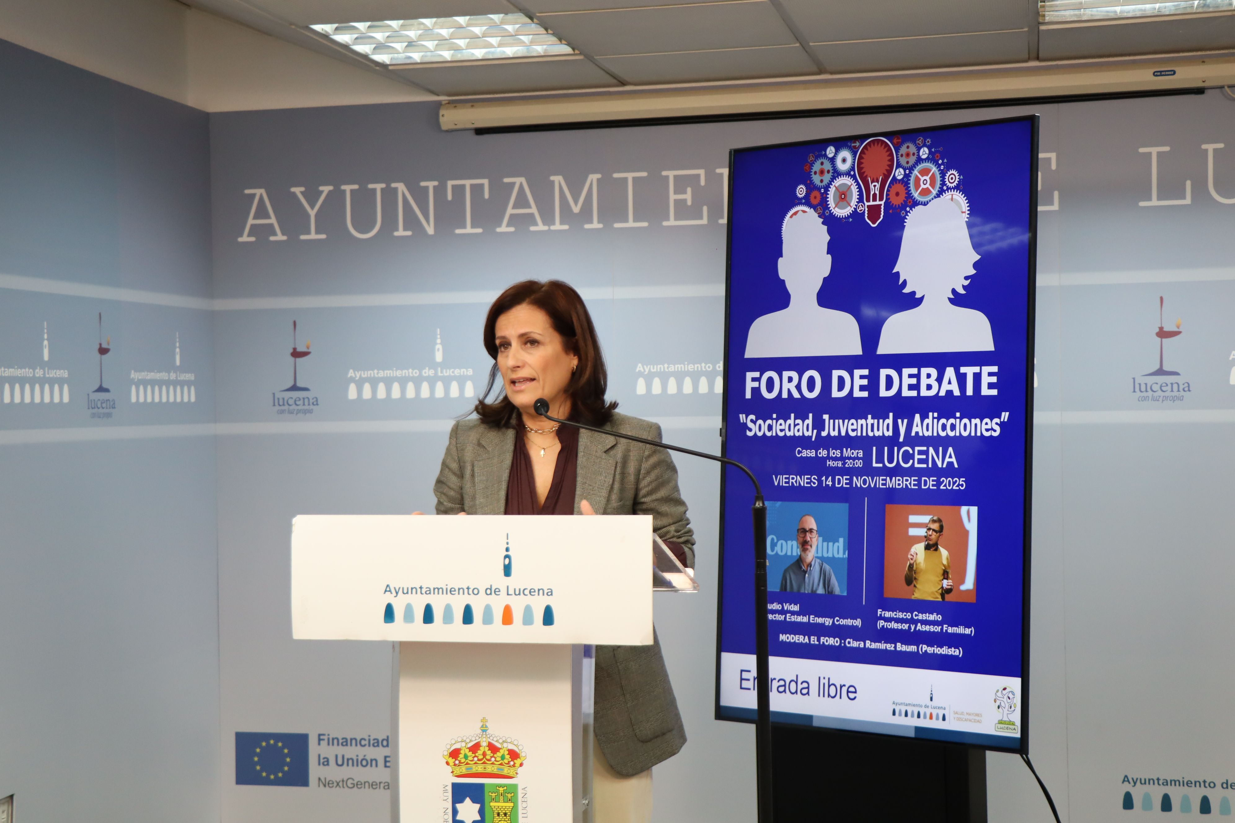 Míriam Ortiz, edil de Salud, durante la presentación del foro