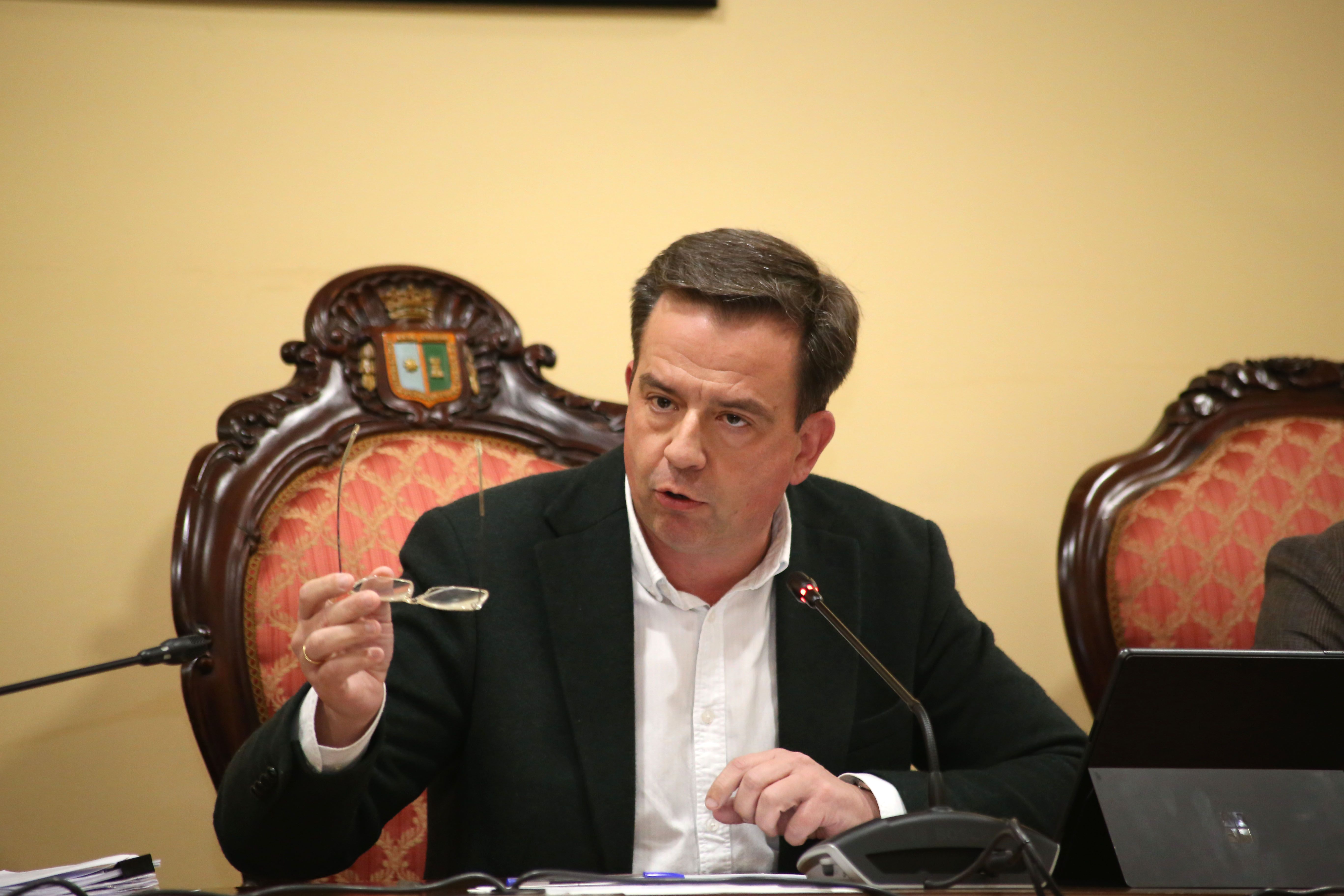 Aurelio Fernández, alcalde de Lucena, durante el pasado pleno sobre el estado de la ciudad