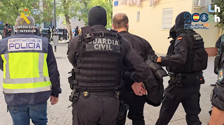 UNO DE LOS DETENIDOS EN ESTA OPERACIÓN