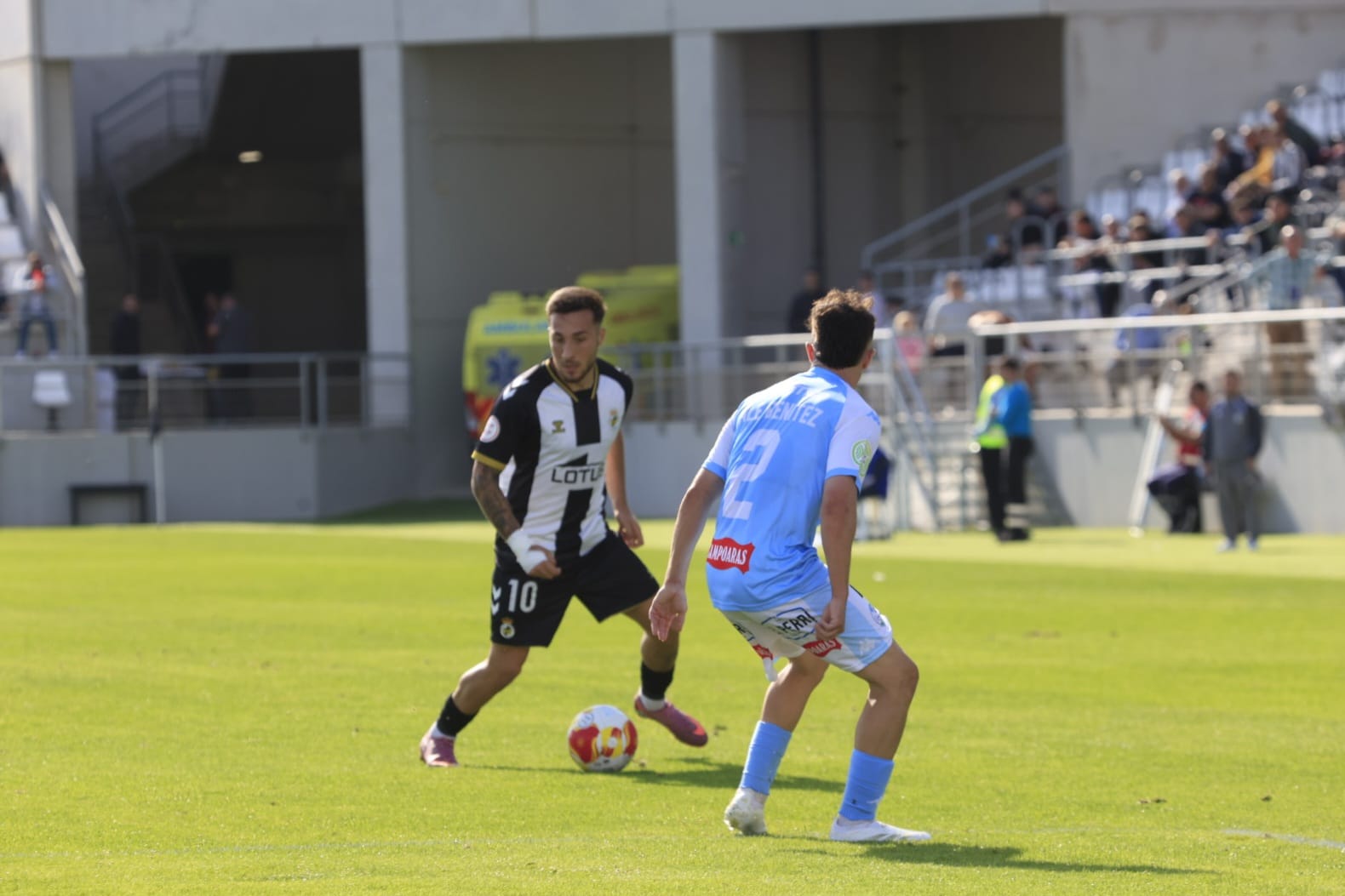 38d8292c fcf3 49e9 877e fa5e7f6960c6