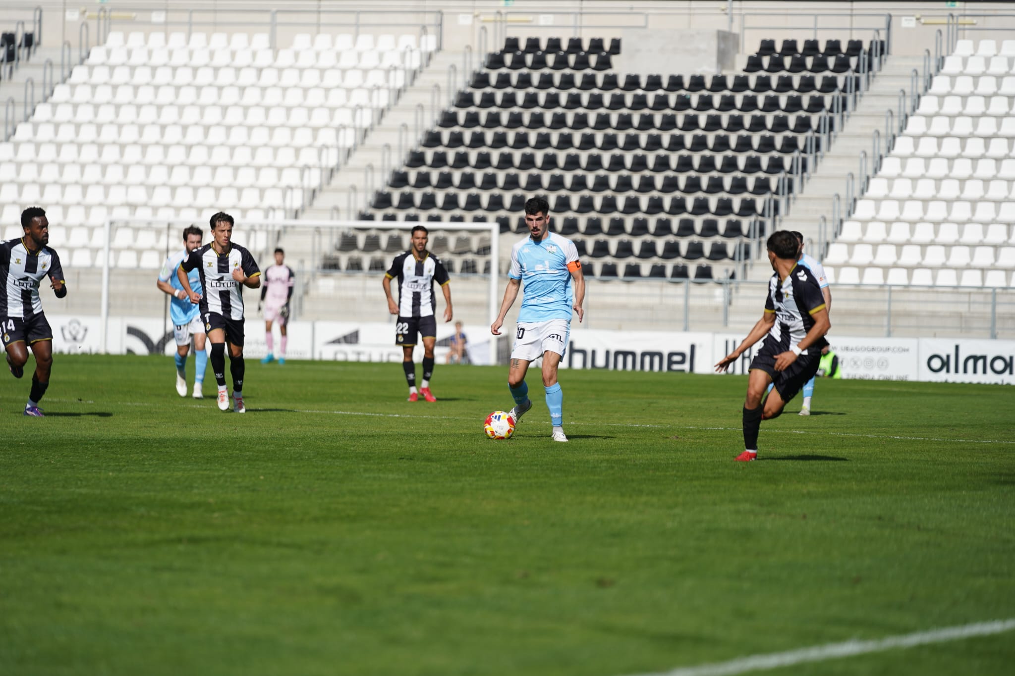 Balompédica Linense - Ciudad de Lucena. Antonio Dávila