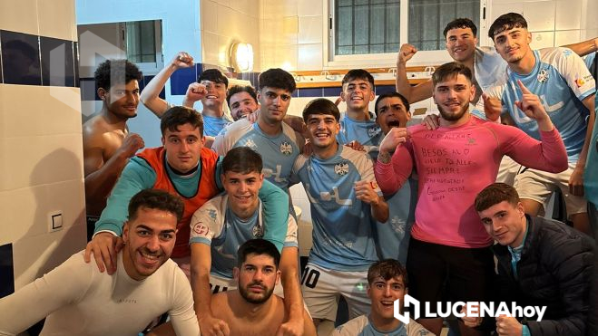 Los jugadores del Ciudad de Lucena B celebrando la victoria ante el Montemayor Atlético. Foto: CD Ciudad de Lucena B Los jugadores del Ciudad de Lucena B celebrando la victoria ante el Montemayor Atlético. Foto: CD Ciudad de Lucena B