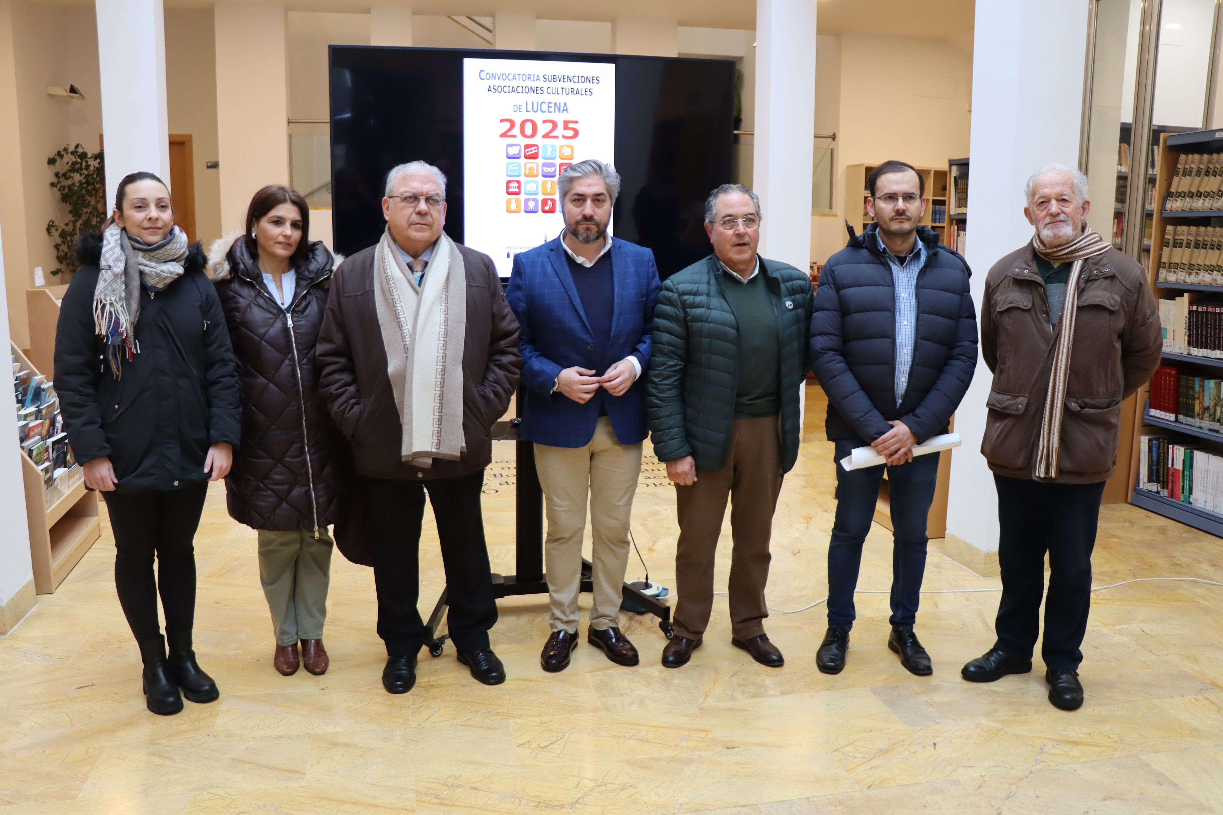 Francisco Barbancho junto a los representantes de las distintas asociaciones beneficiarias de esta convocatoria